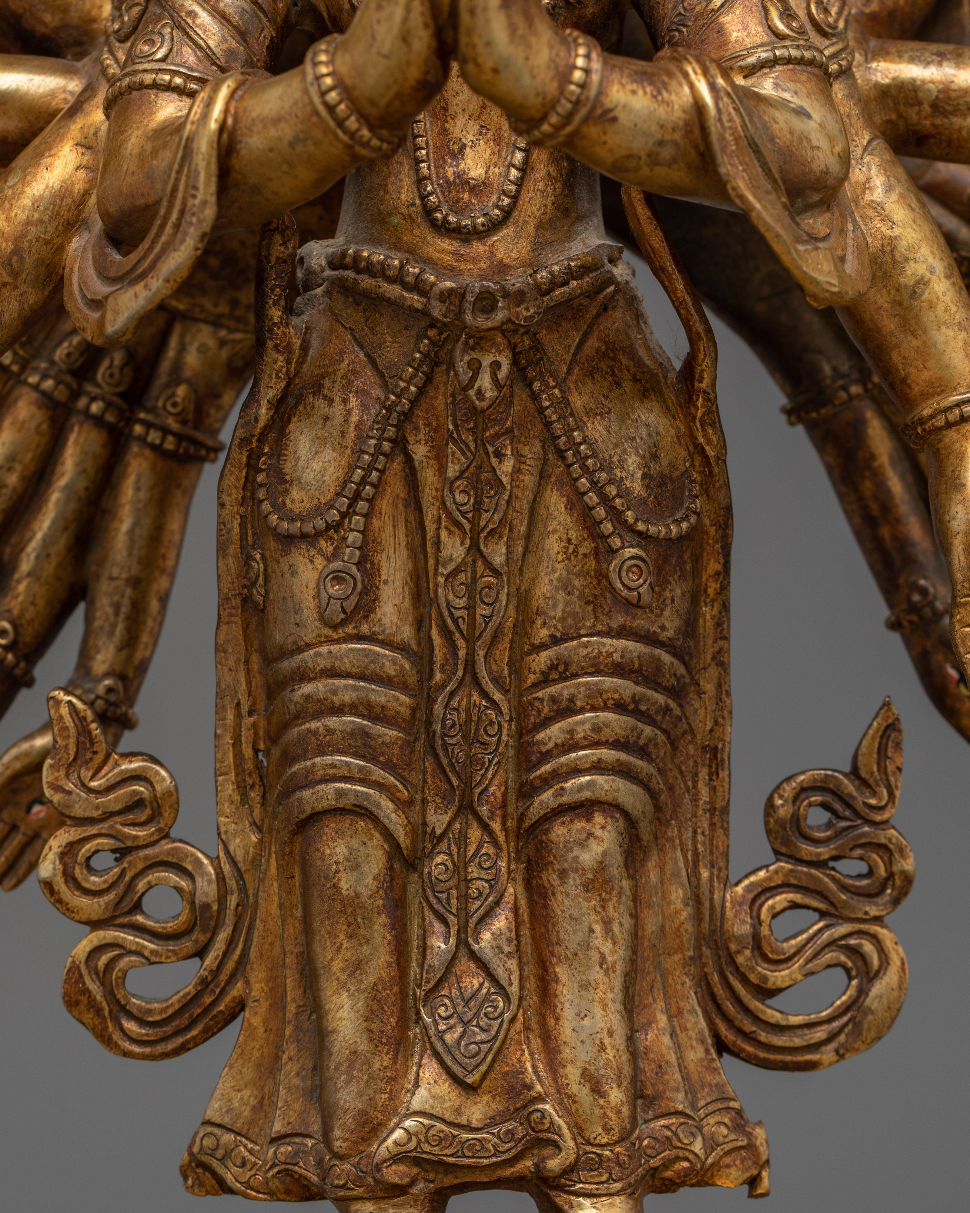 Handcrafted Chenrezig With 1000 Arms | Traditional Himalayan Art
