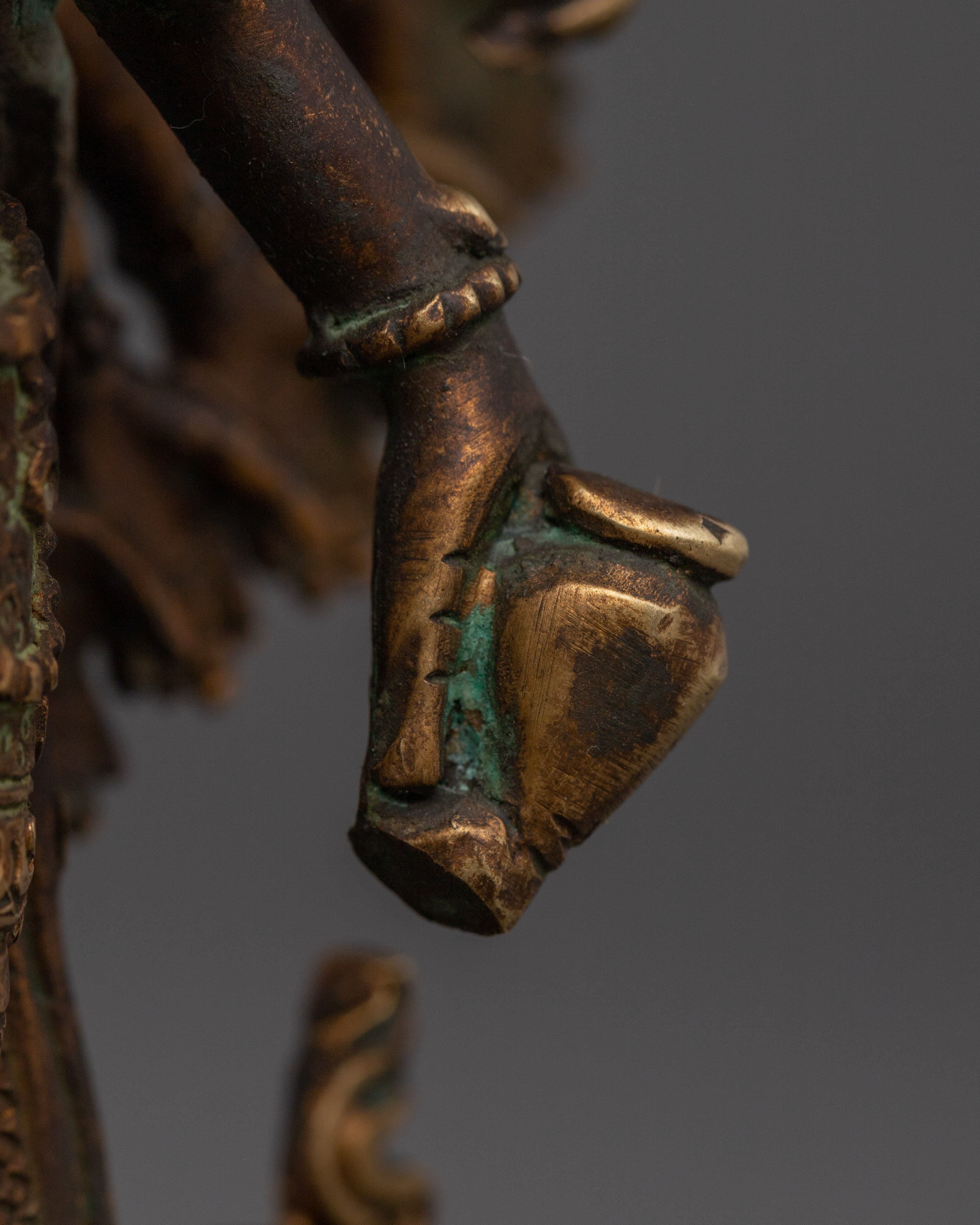 Tibetan 1000 Armed Chenrezig Statue | Divine Protector of Compassion