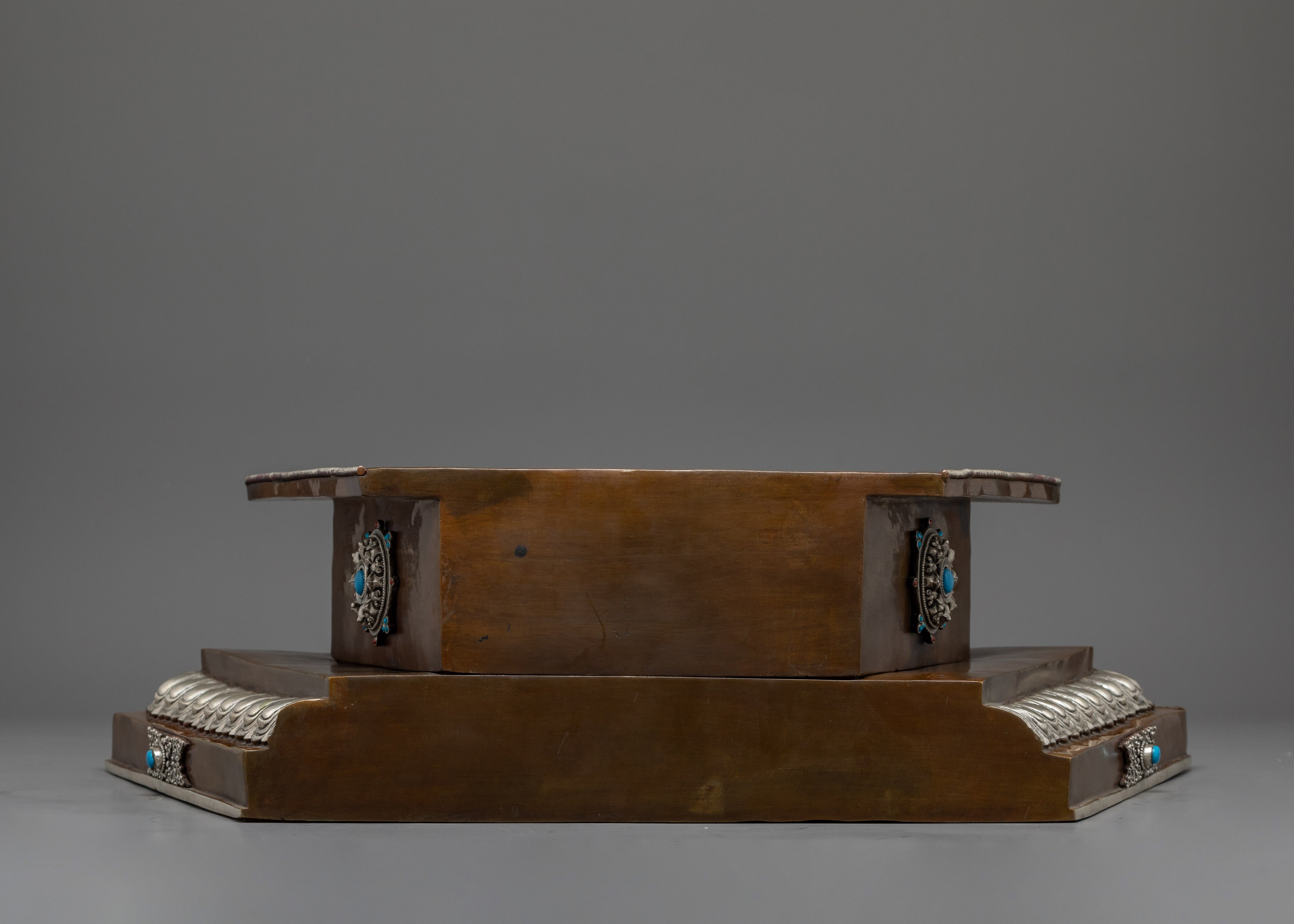 Statue's Throne | Copper with Silver Plated