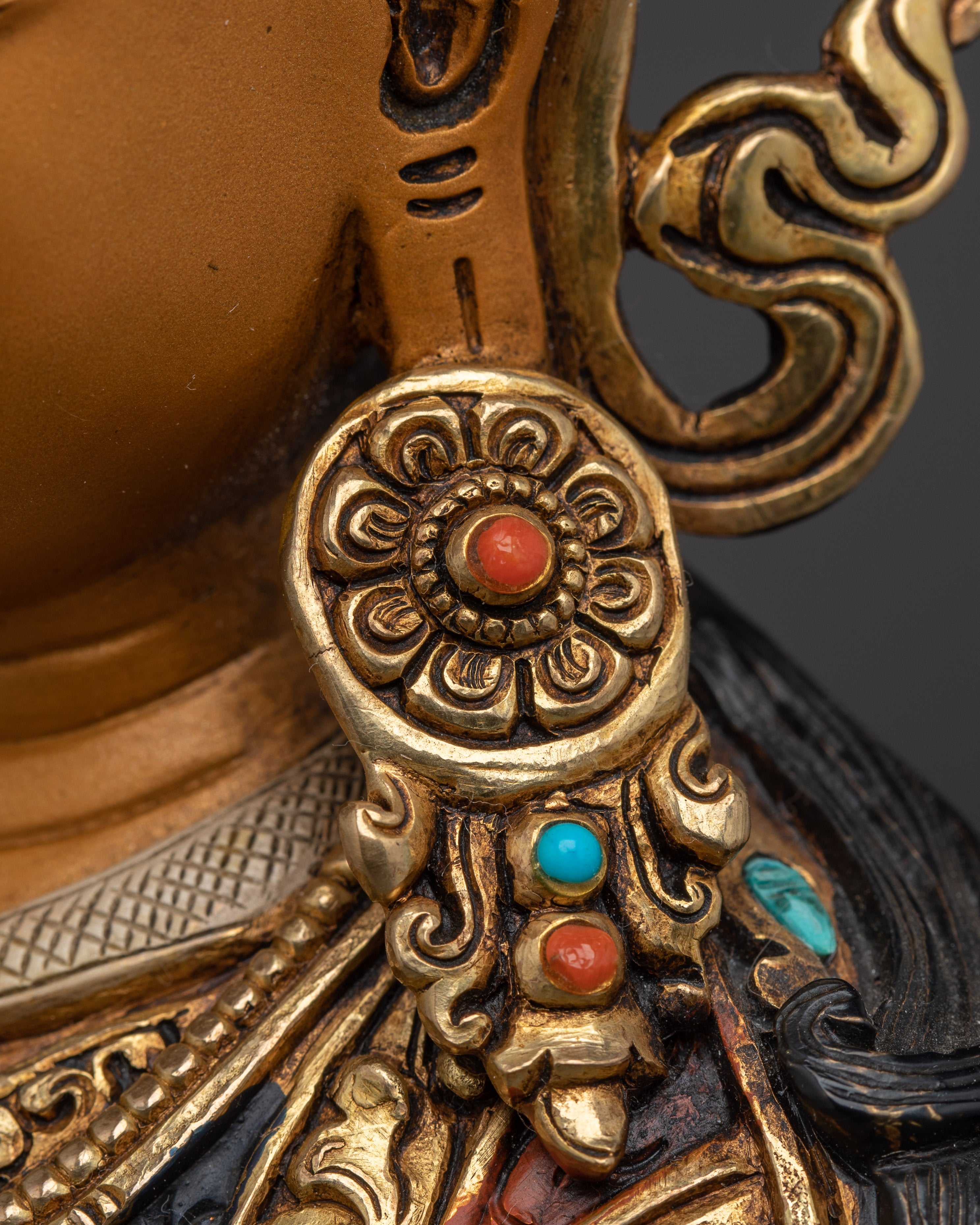 Guru Rinpoche Statue: Buddhist Vajra Master
