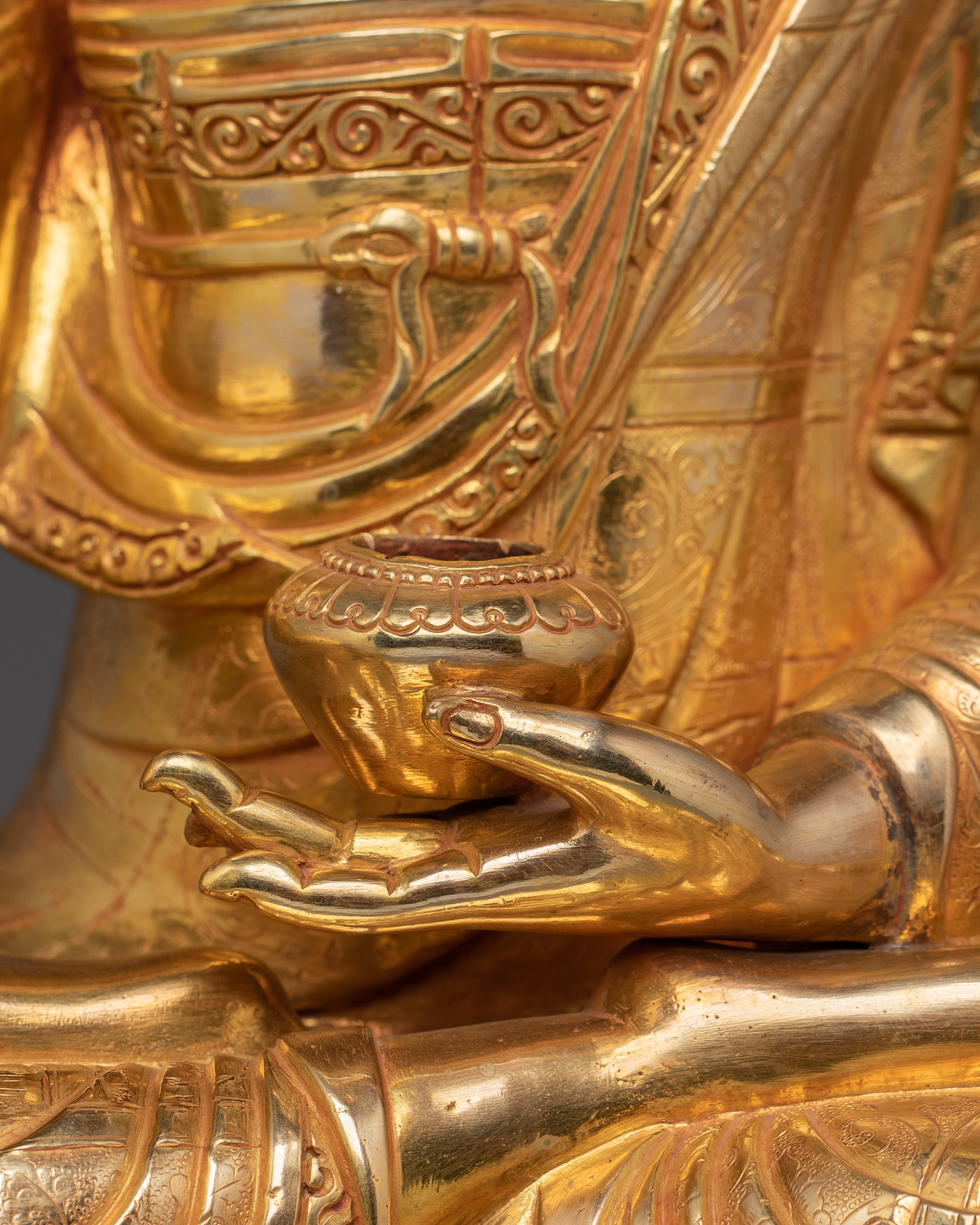 Shakyamuni Buddha Statue for Enlightenment | Buddhist Art for Altar and Meditation