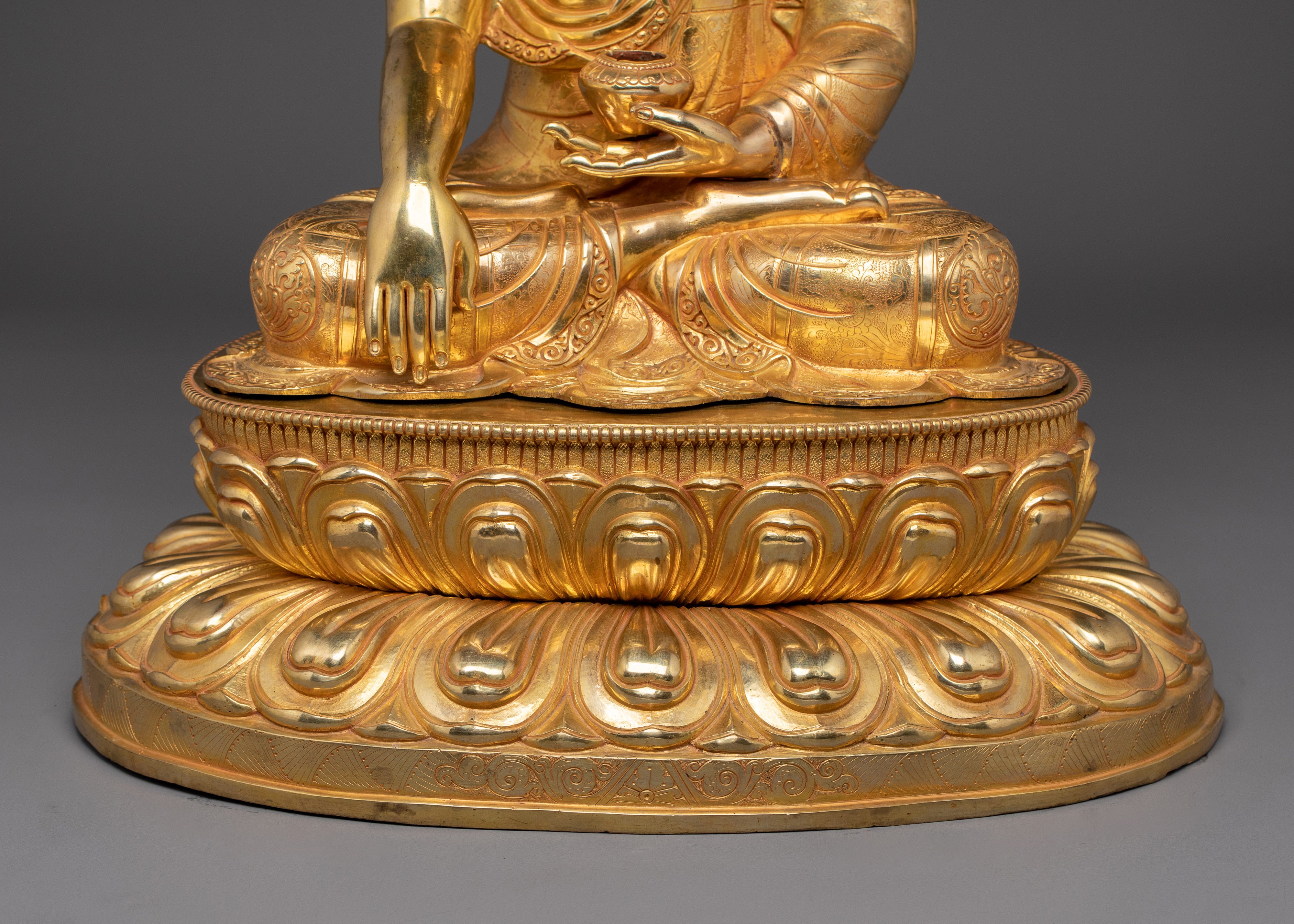 Shakyamuni Buddha Statue for Enlightenment | Buddhist Art for Altar and Meditation