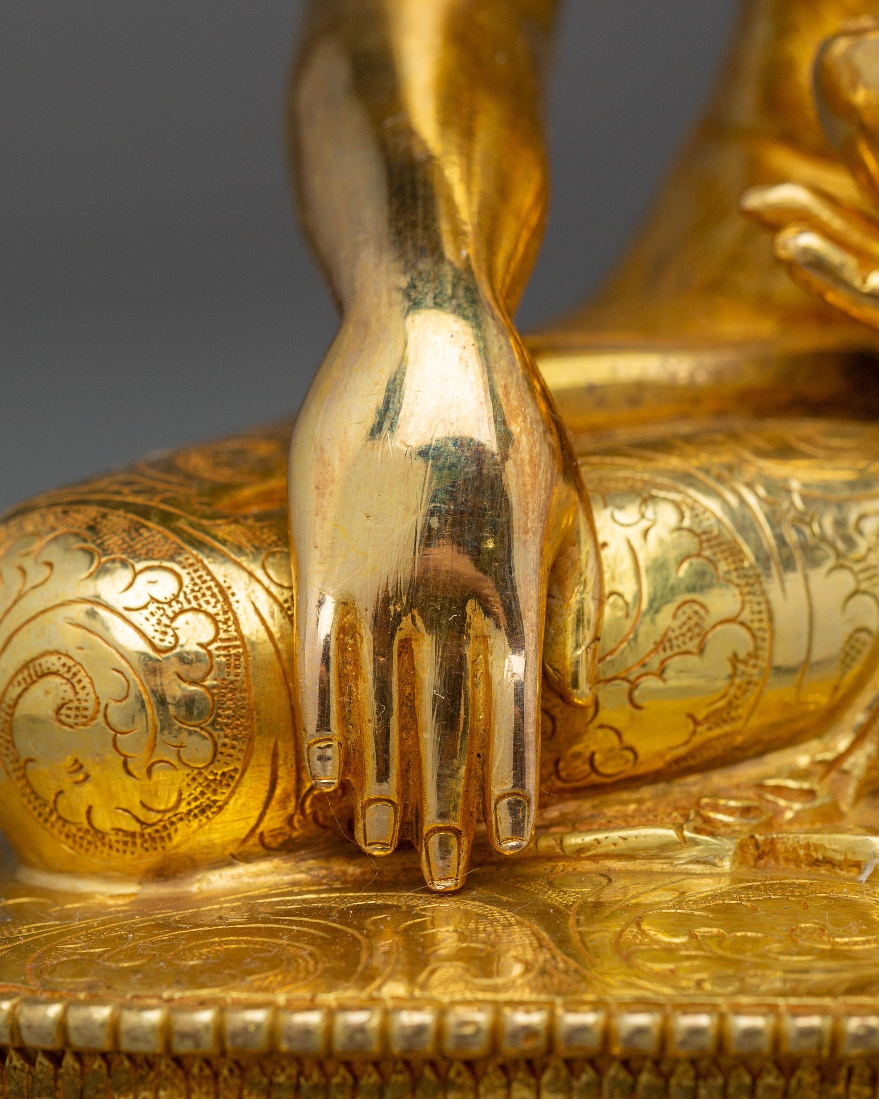 Supreme Enlightened Shakyamuni Buddha Art | Mindfulness Sculpture