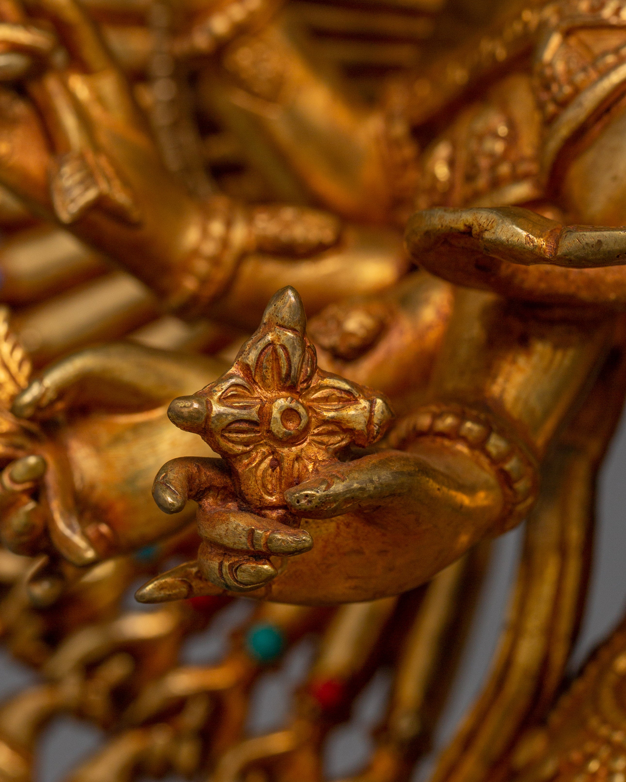 1000 Armed Dukar Statue: White Parasol Deity