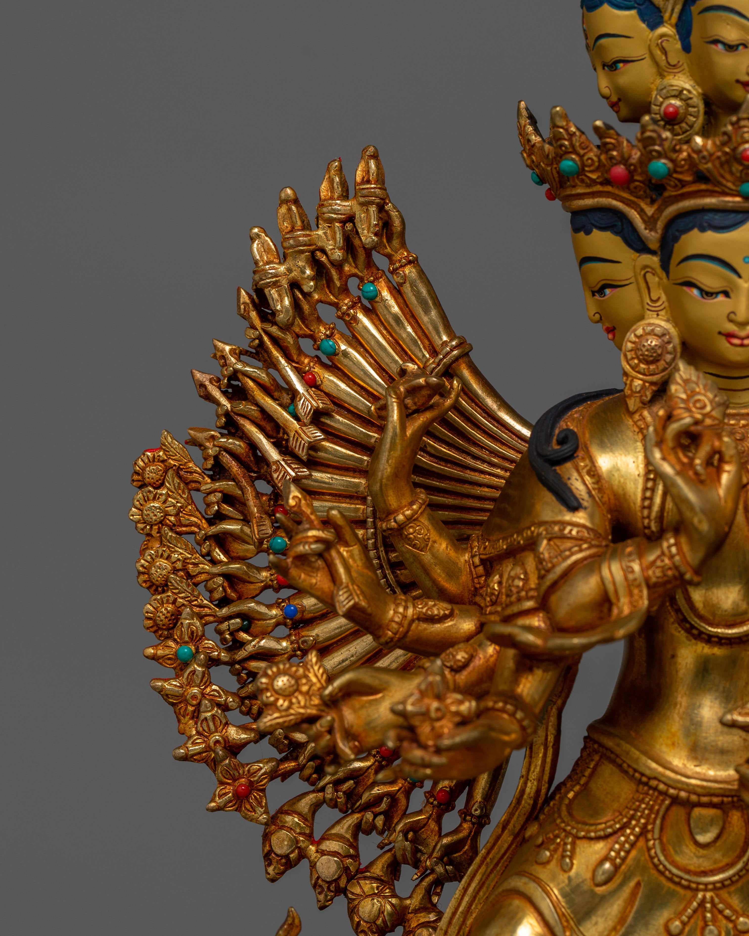 1000 Armed Dukar Statue: White Parasol Deity