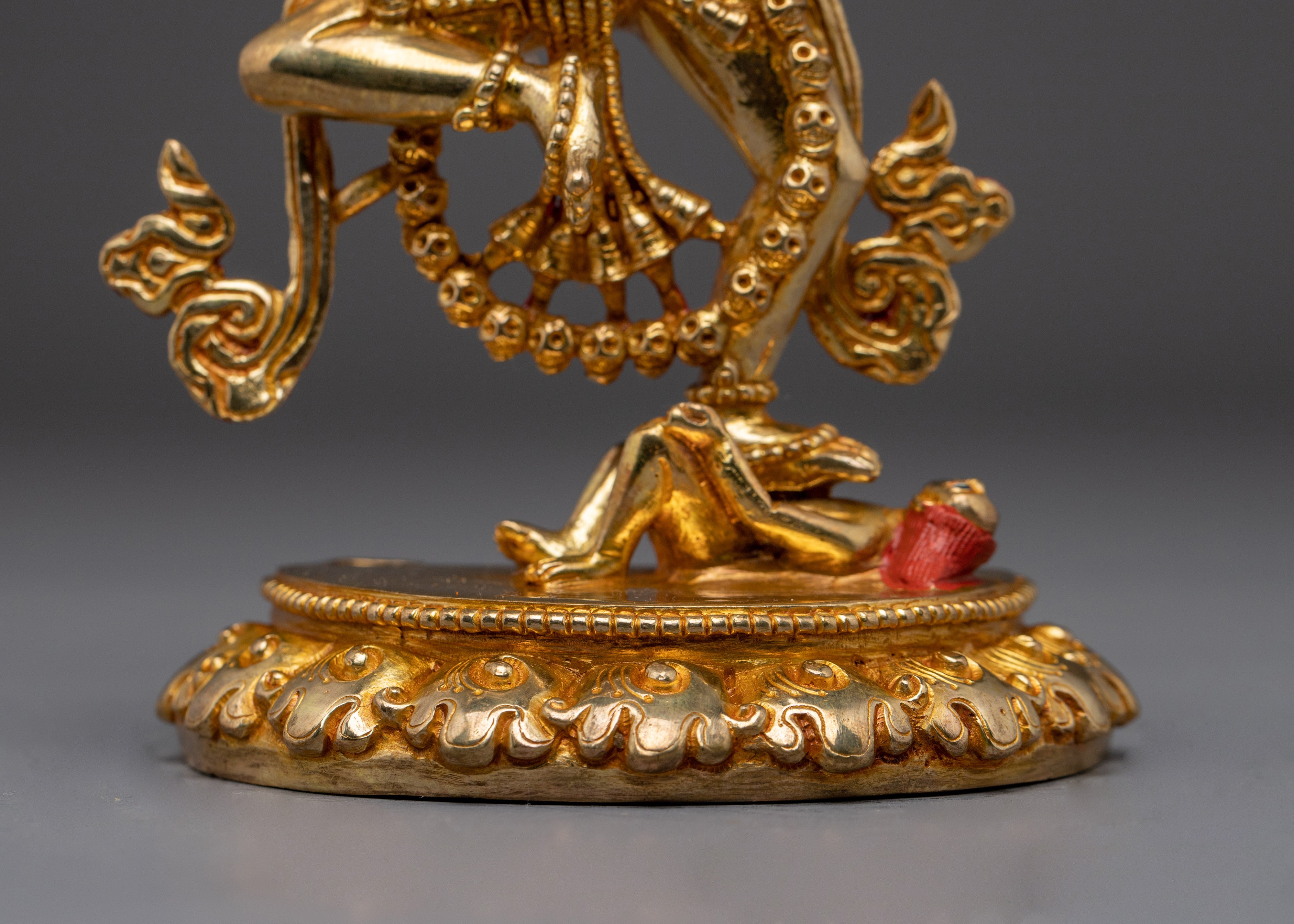Dorje Phagmo Statue: Tibetan Buddhism Deity