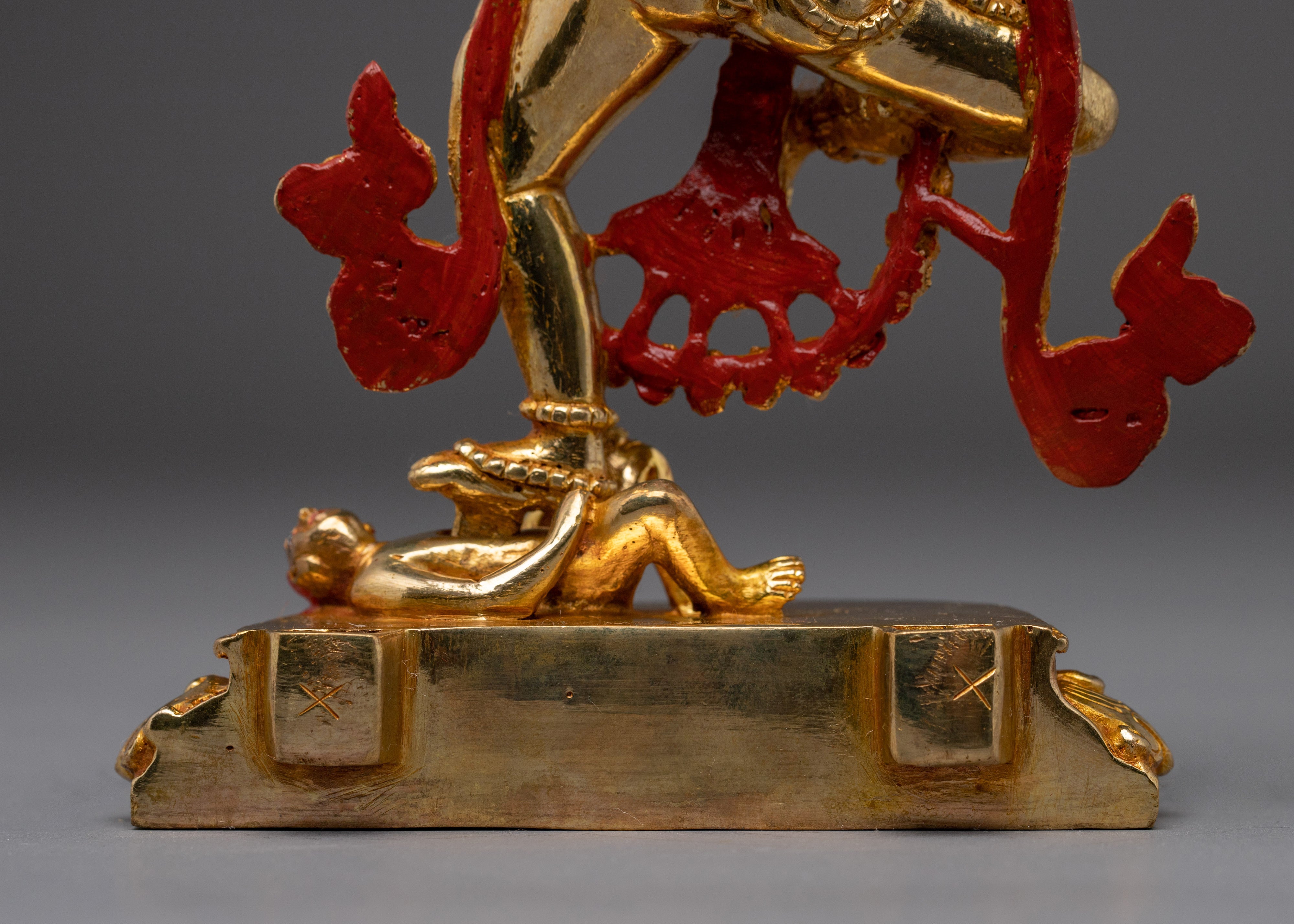 Dorje Phagmo Statue: Tibetan Buddhism Deity