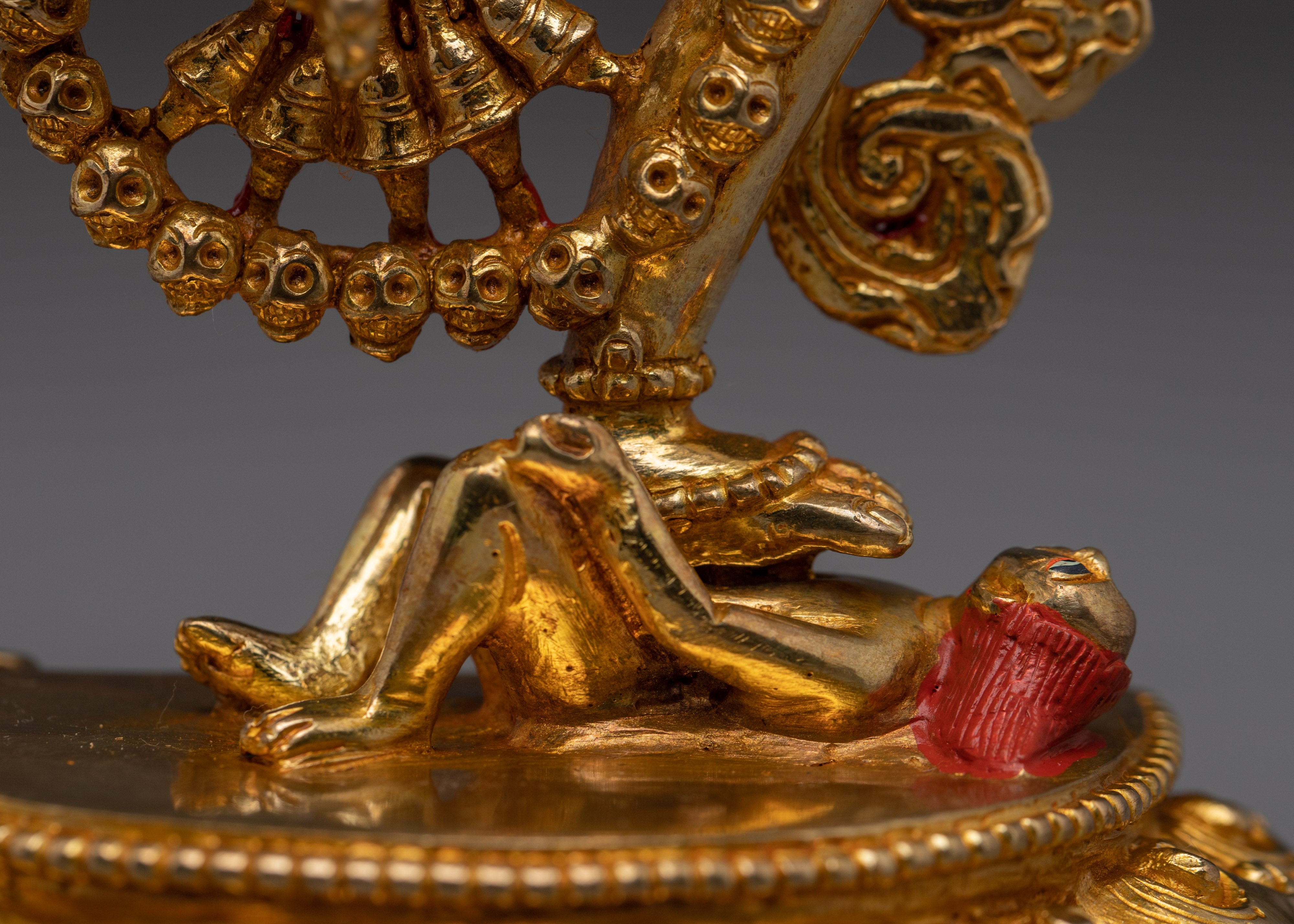 Dorje Phagmo Statue: Tibetan Buddhism Deity