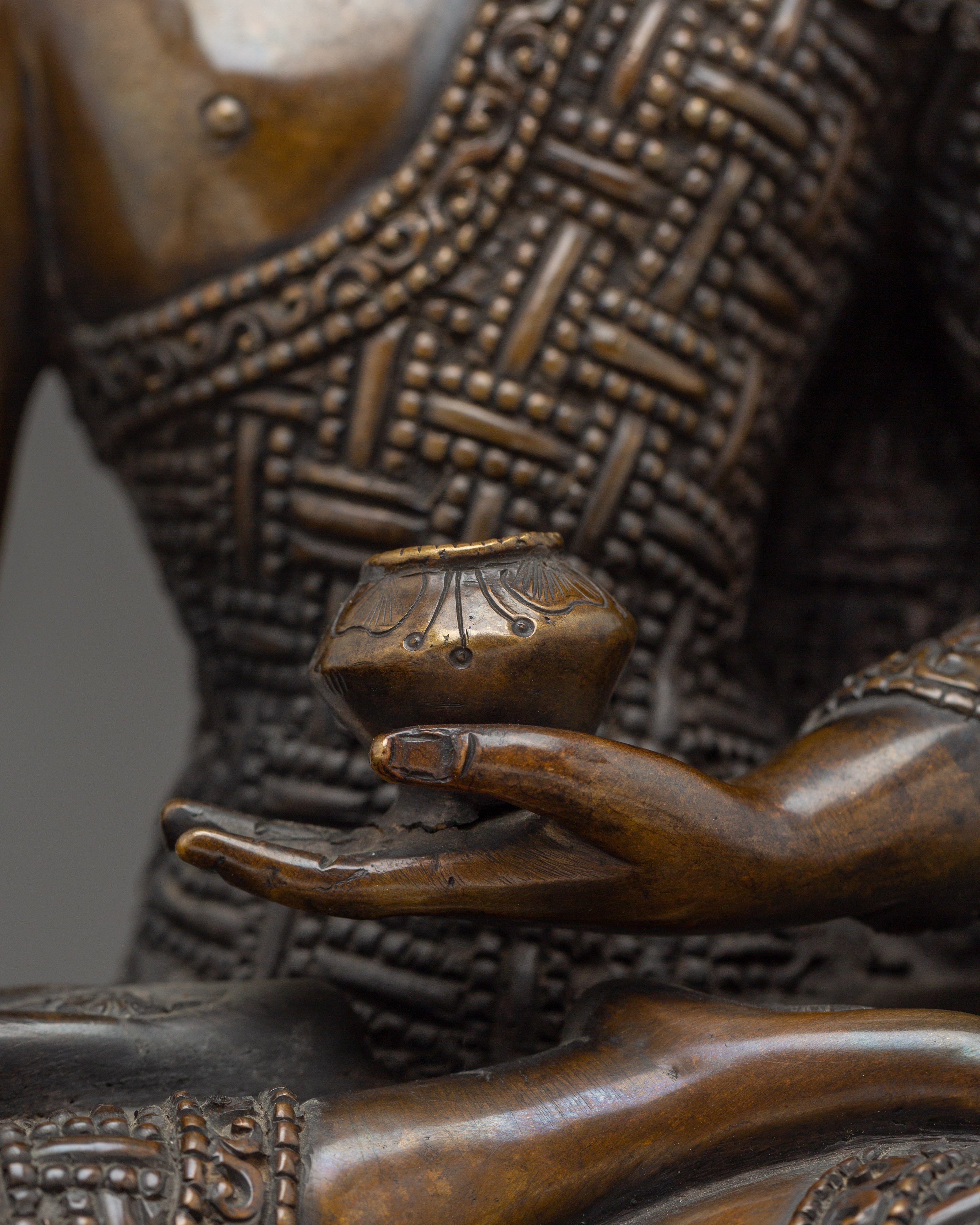 Enlightenment with the Shakyamuni Buddha Statue | Buddha for Meditation & Altar