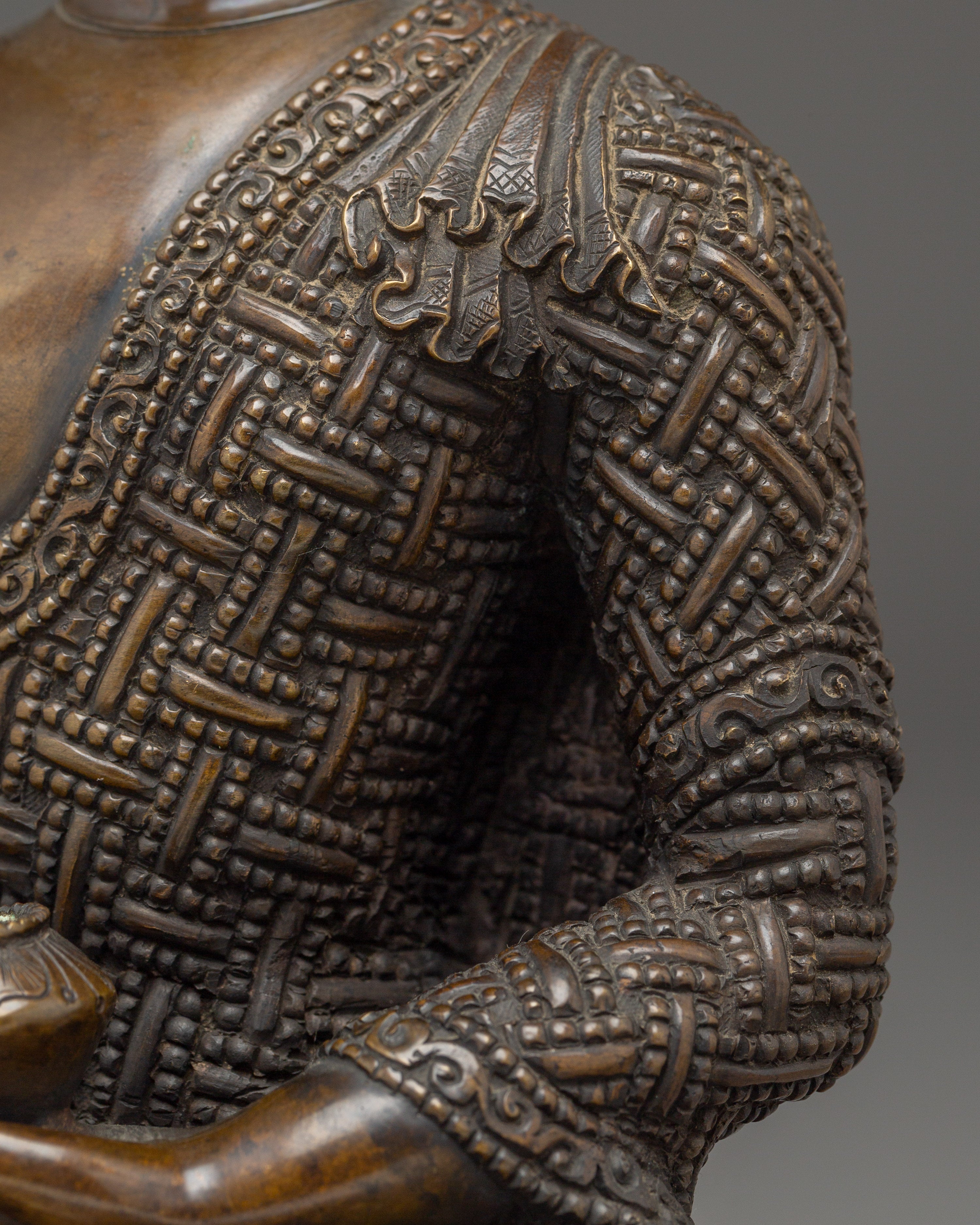 Enlightenment with the Shakyamuni Buddha Statue | Buddha for Meditation & Altar