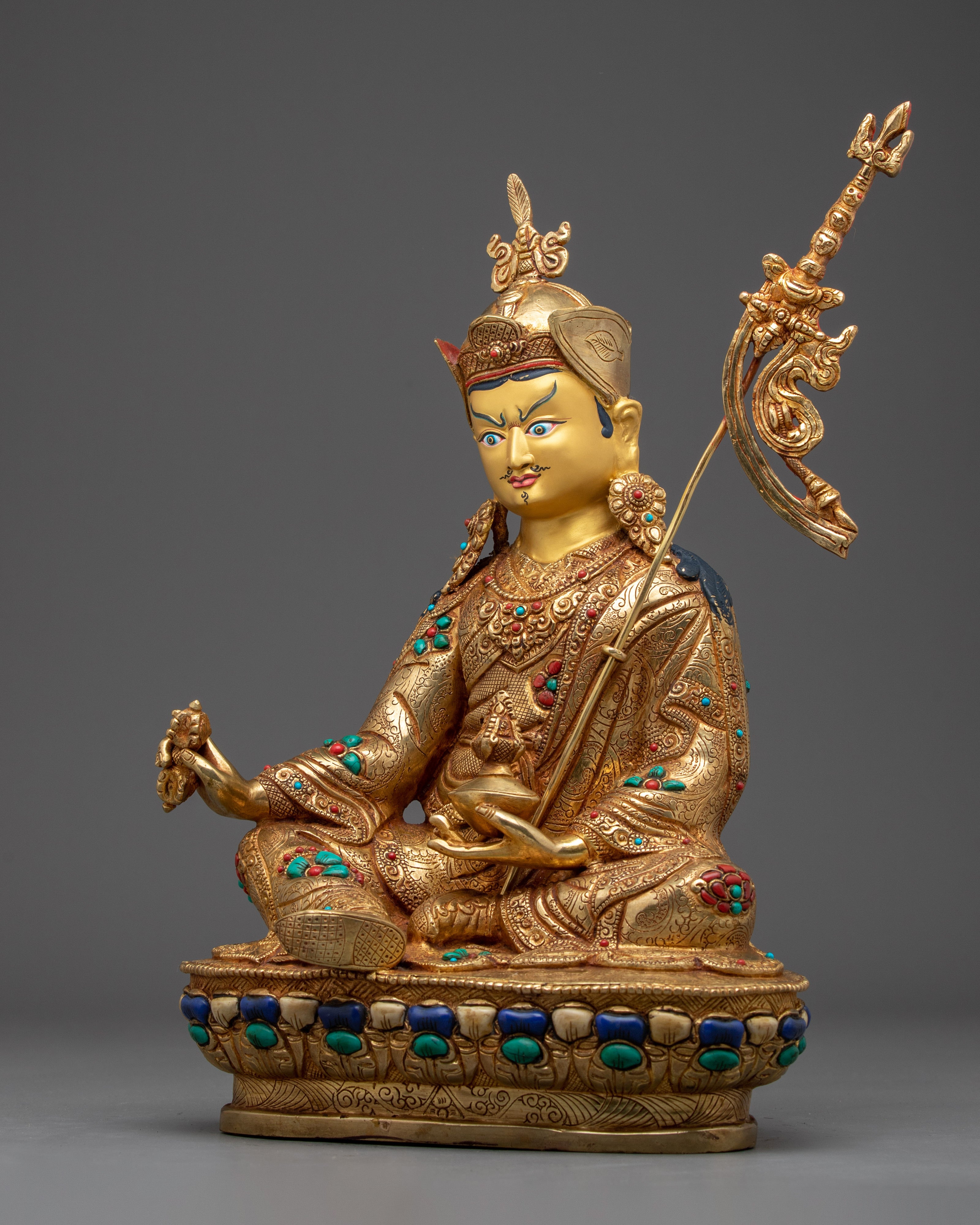 Guru Rinpoche Statue: Tibetan Buddhist Precious Guru