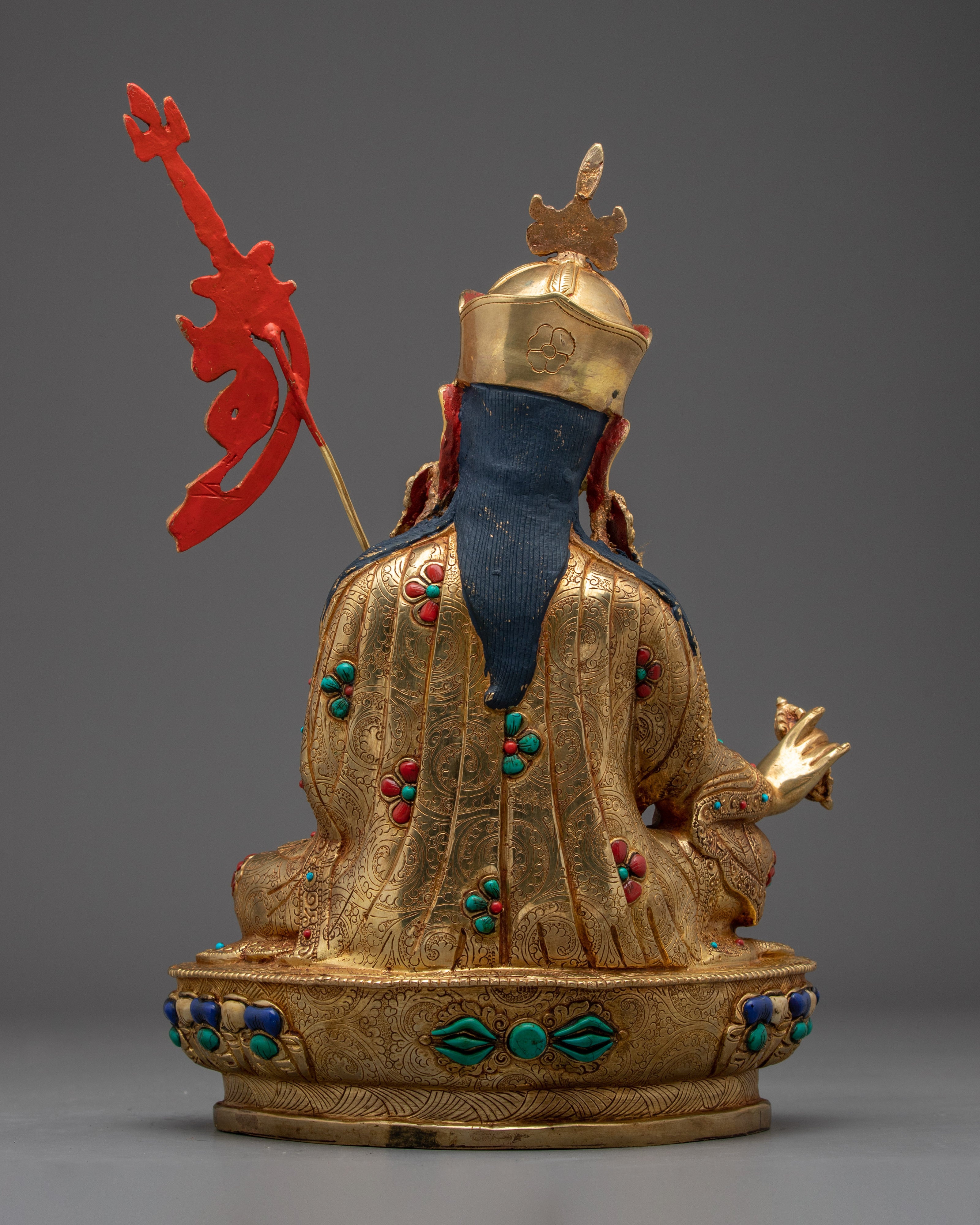 Guru Rinpoche Statue: Tibetan Buddhist Precious Guru