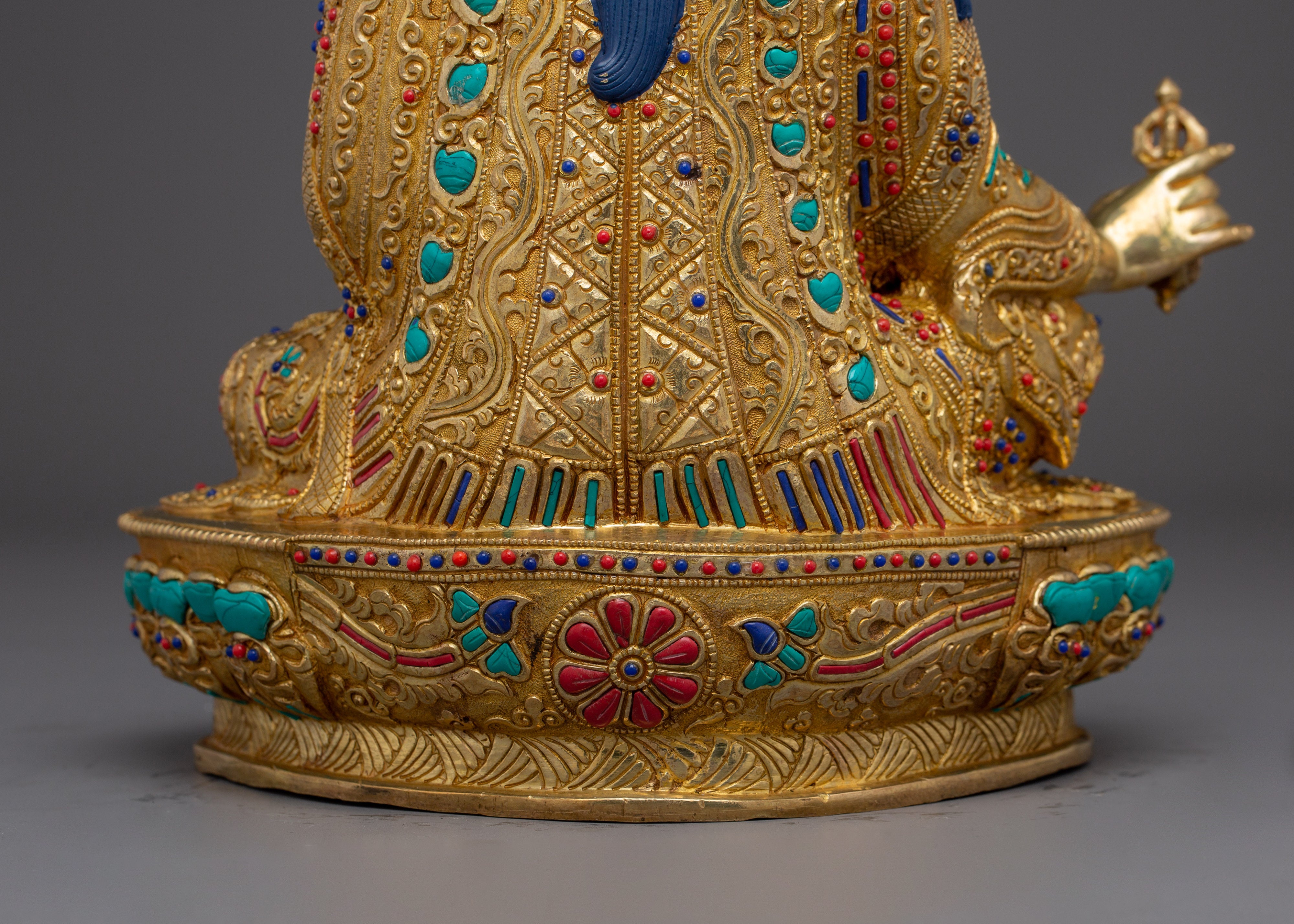 Meditation Idol Guru Rinpoche Art | Handmade Nepali Statue