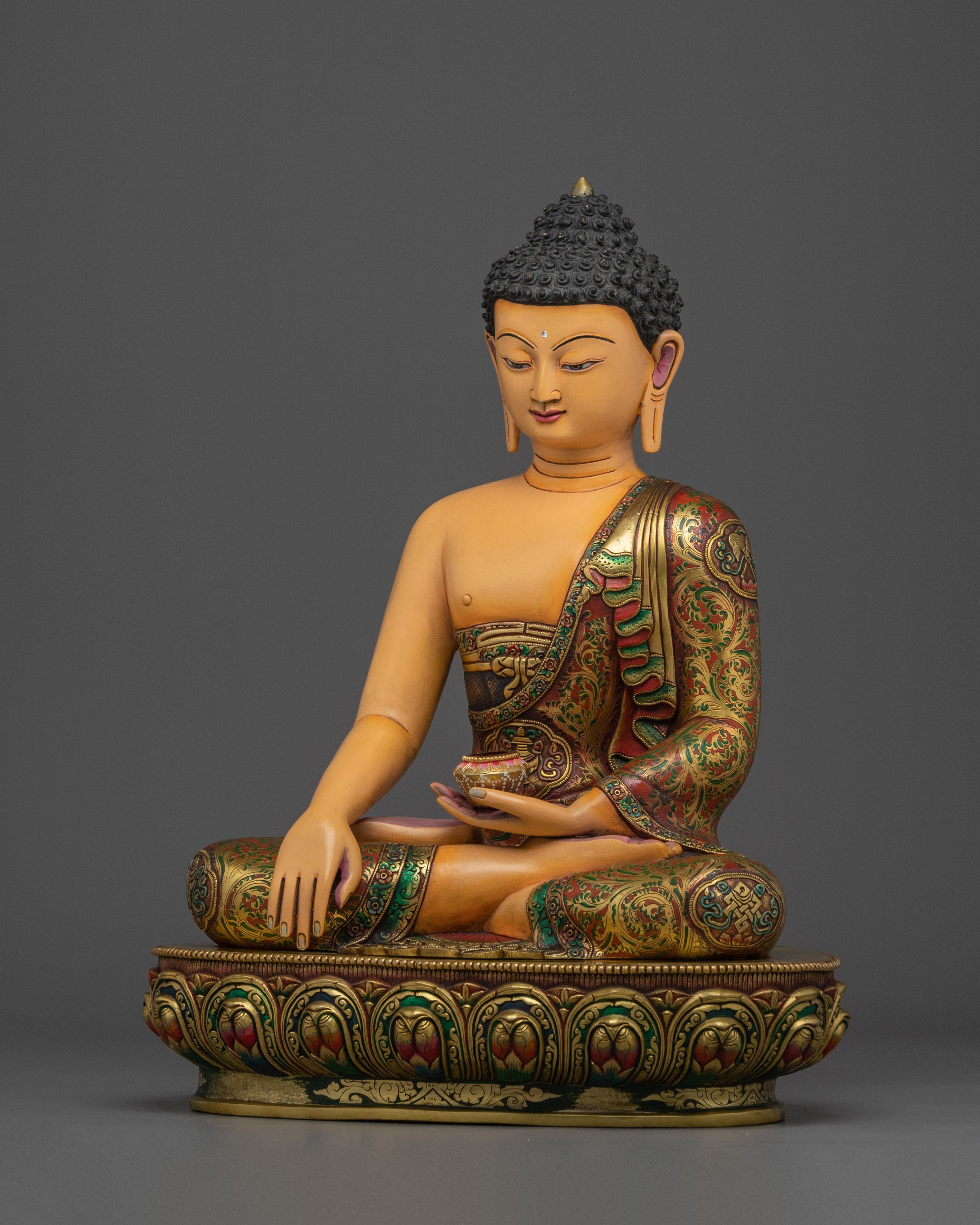 Tranquil Shakyamuni Buddha Statue: The Dharma Teacher