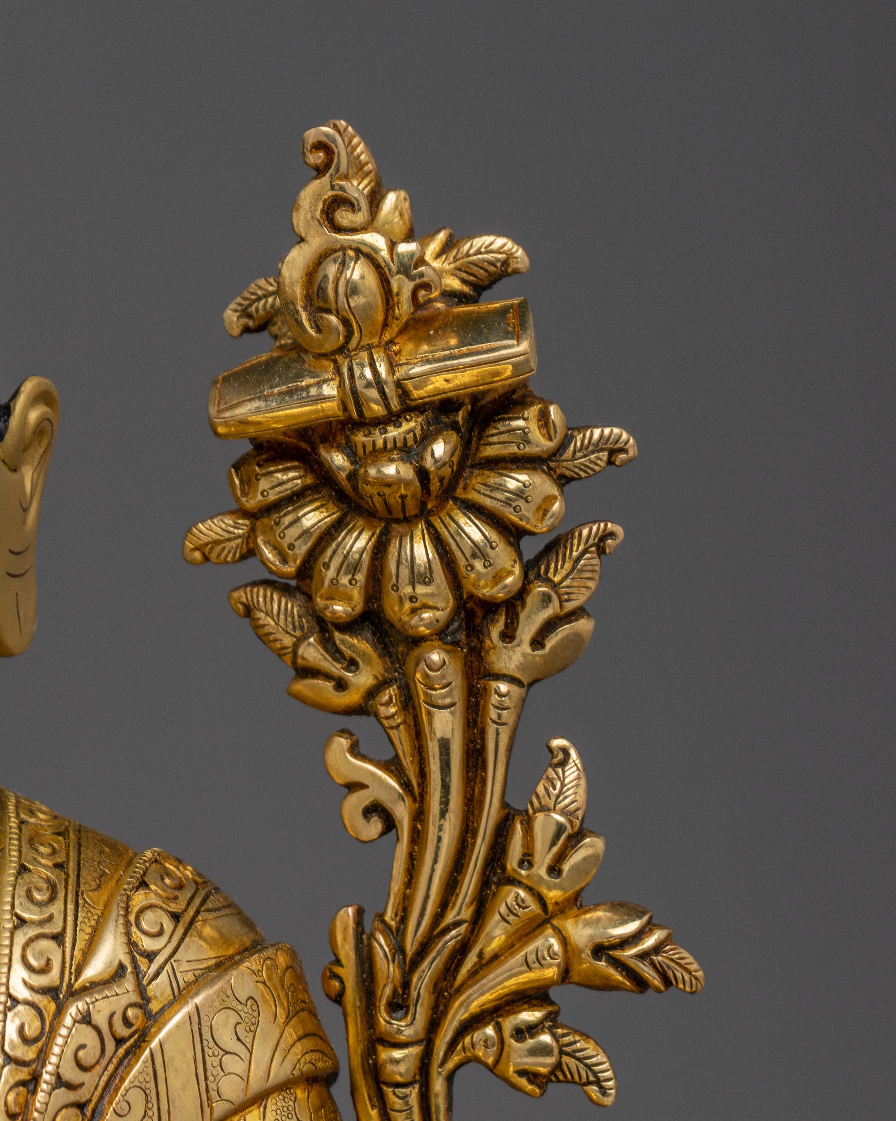 Radiant Tshongkhapa Statue Set
