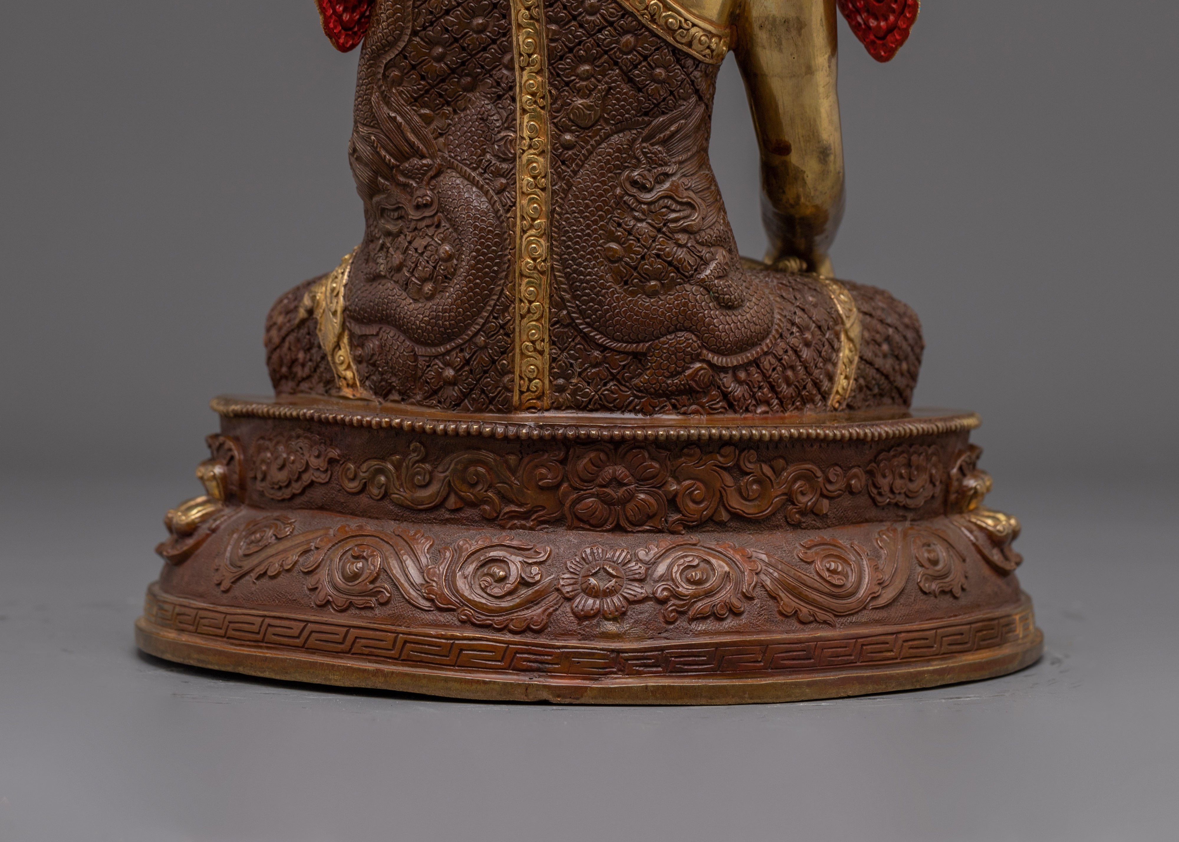 Crowned Shakyamuni Buddha Statue: Buddhism Founder