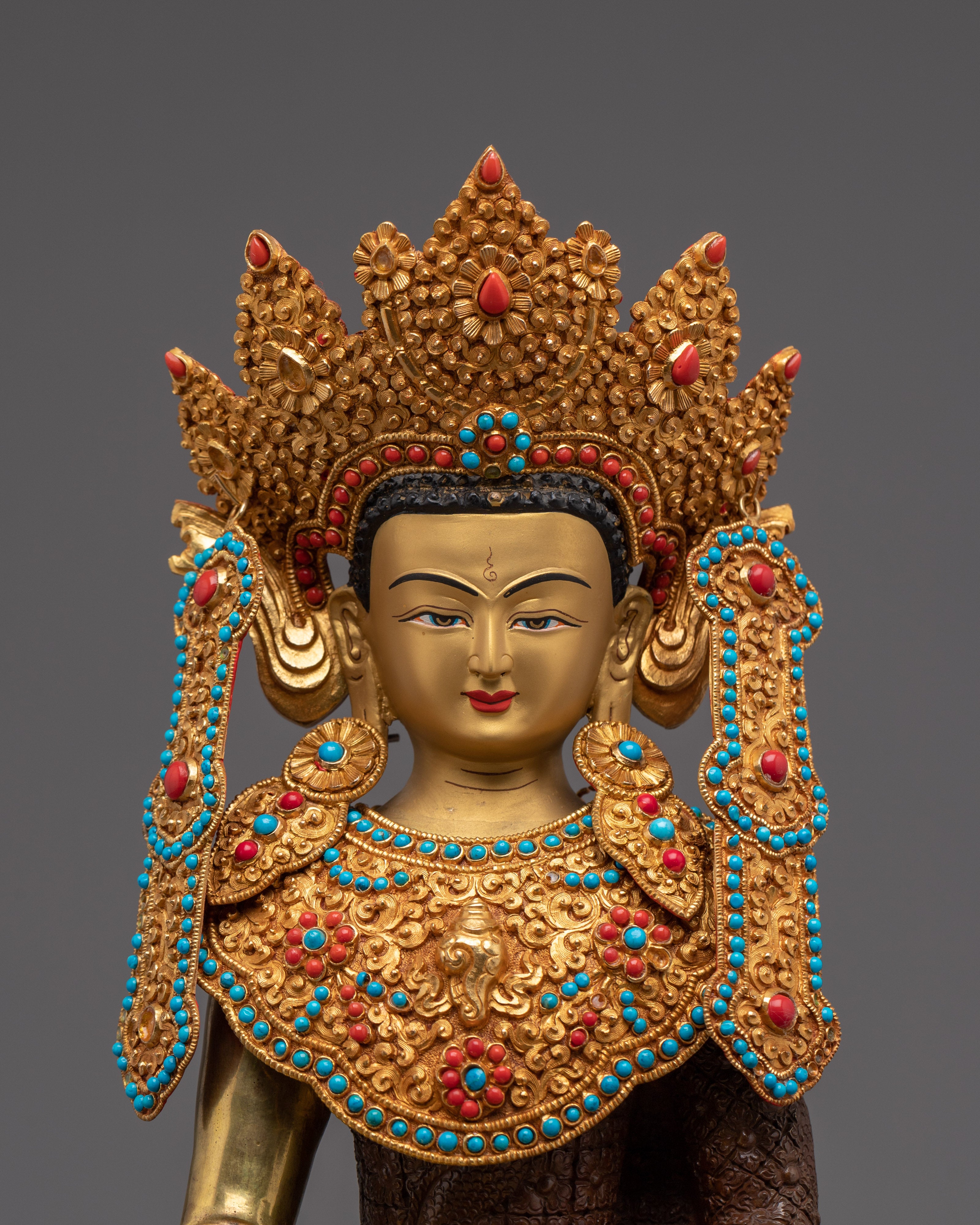 Crowned Shakyamuni Buddha Statue: Buddhism Founder