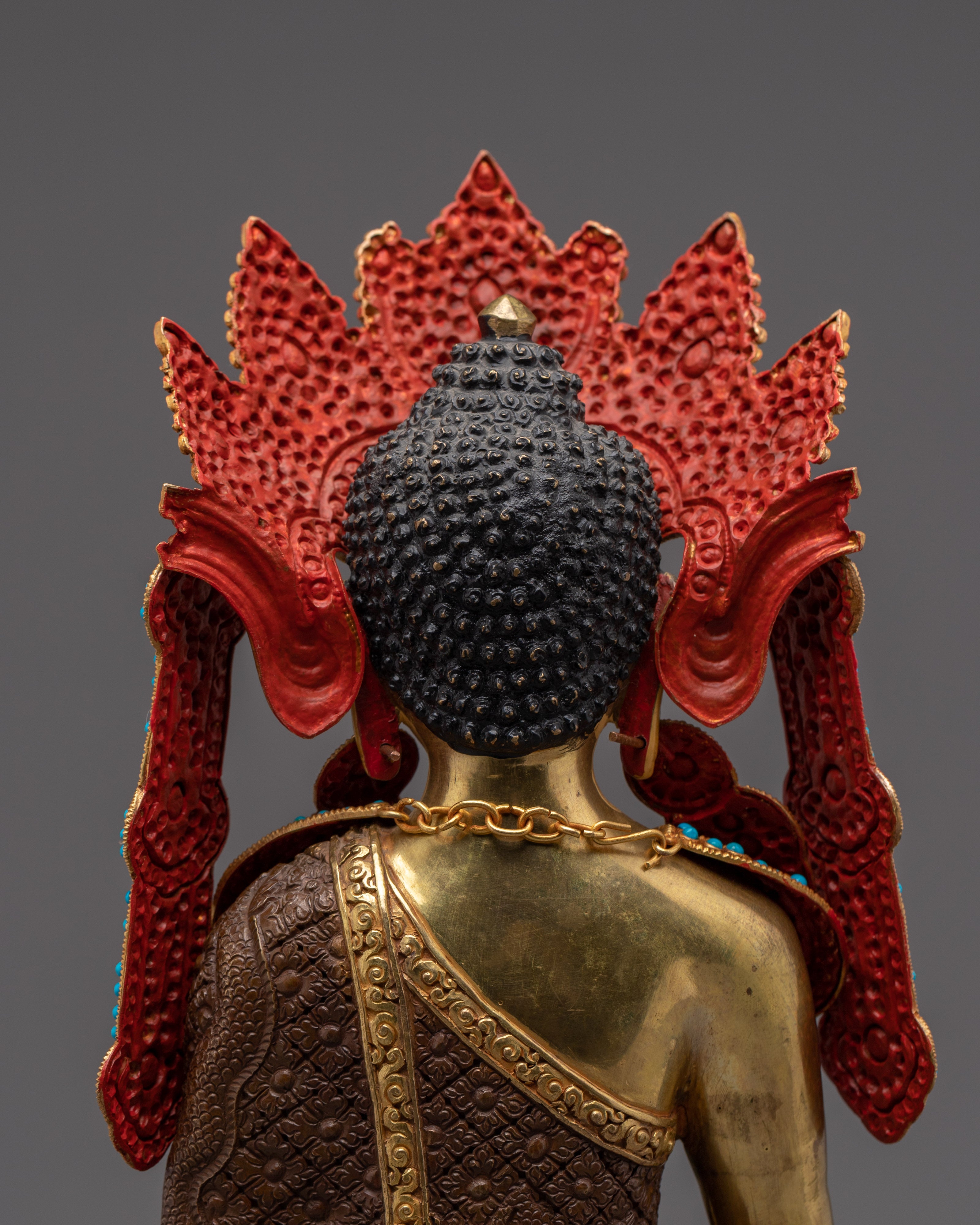 Crowned Shakyamuni Buddha Statue: Buddhism Founder