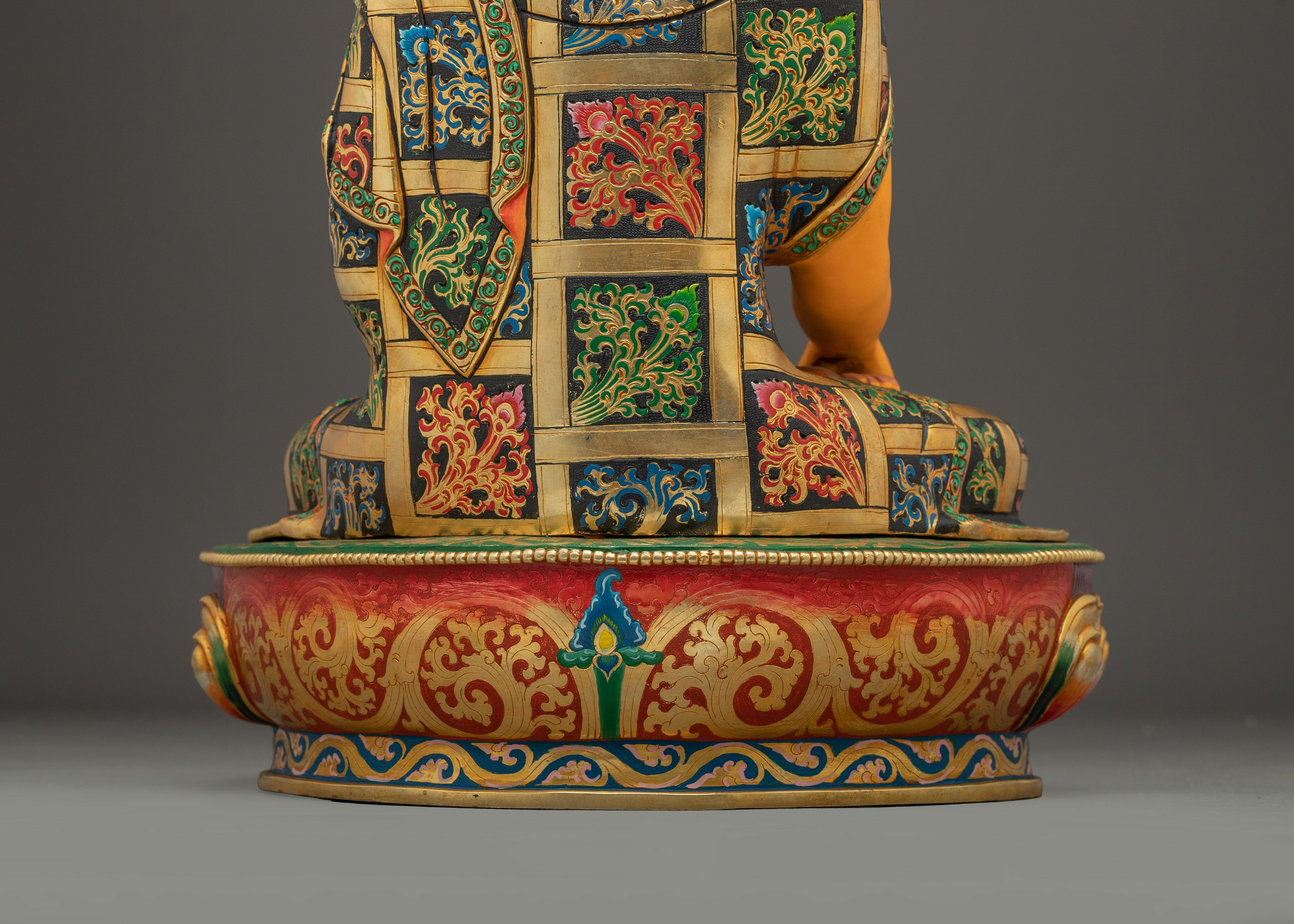 Peaceful Icon Shakyamuni Buddha Art | Seated Enlightened One