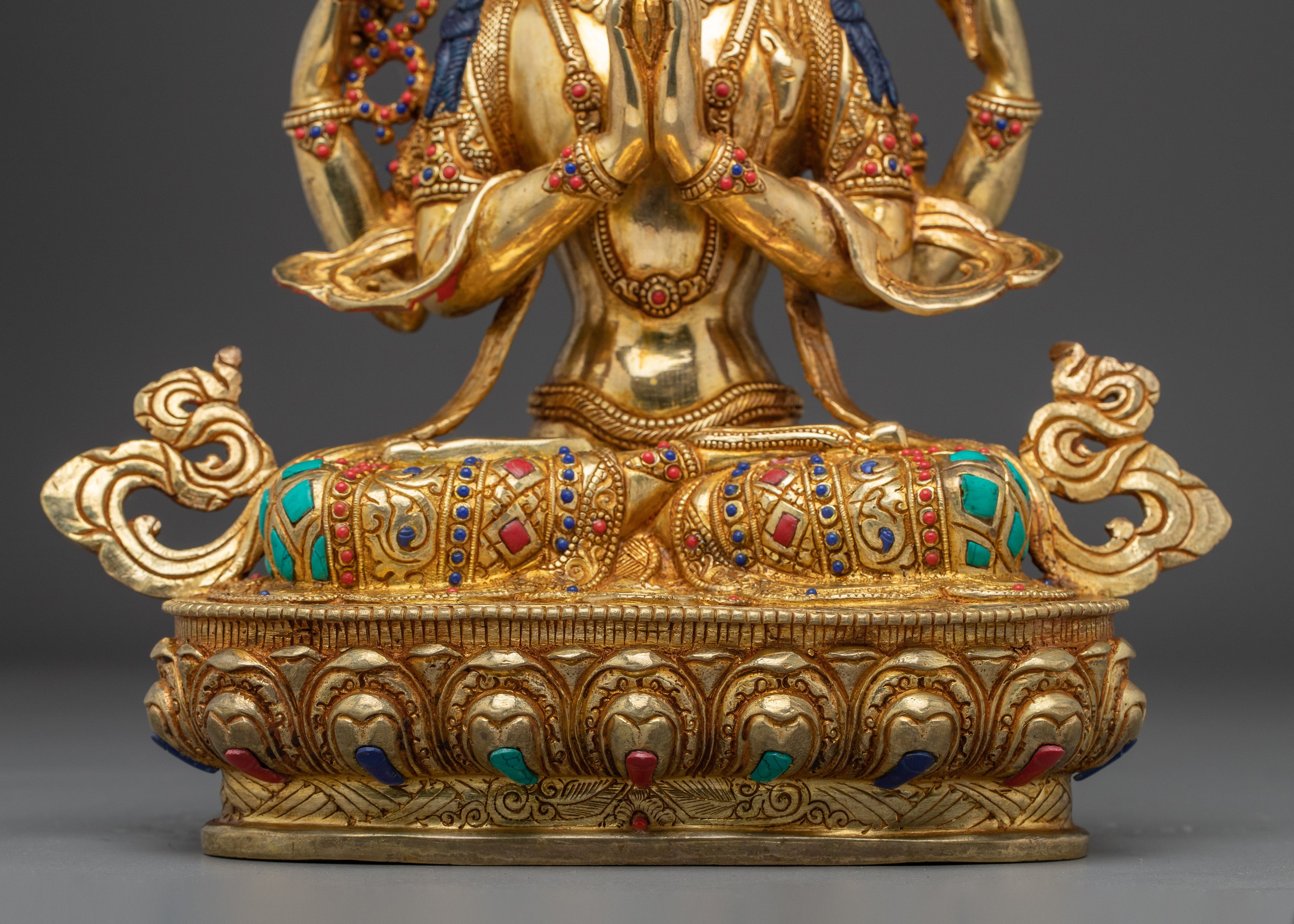 Chenrezig Statue: Lord of Compassion