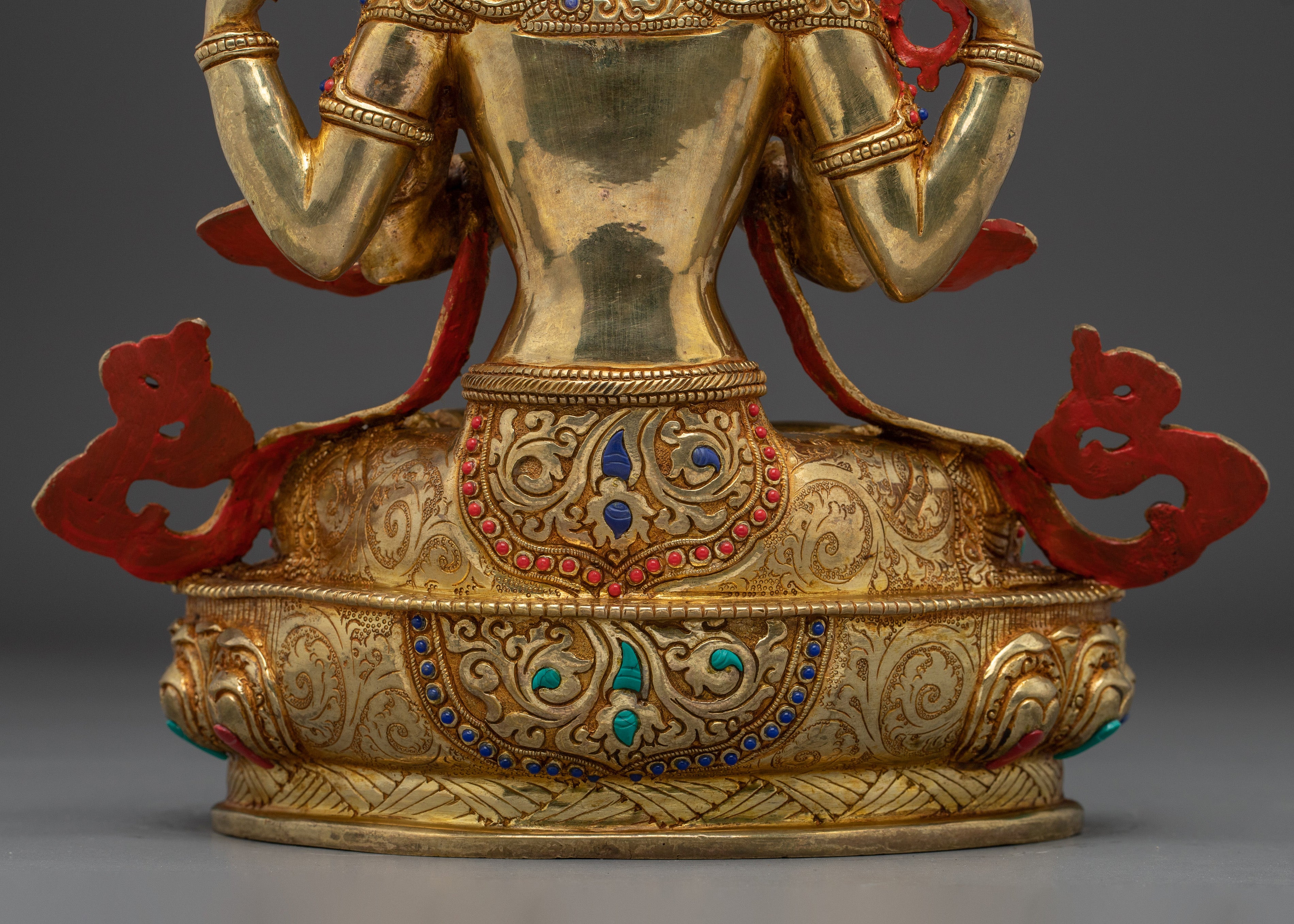 Chenrezig Statue: Lord of Compassion