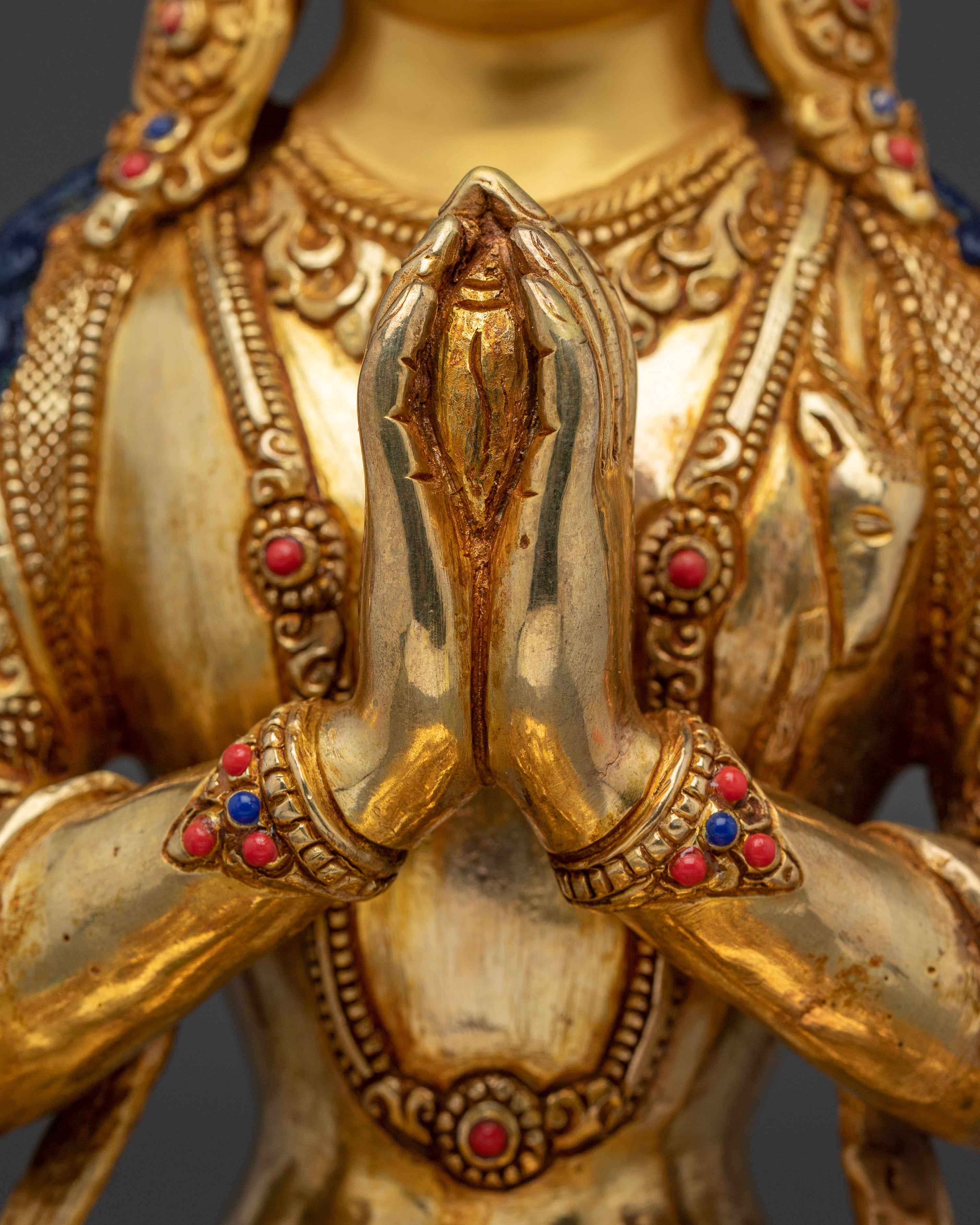 Chenrezig Statue: Lord of Compassion