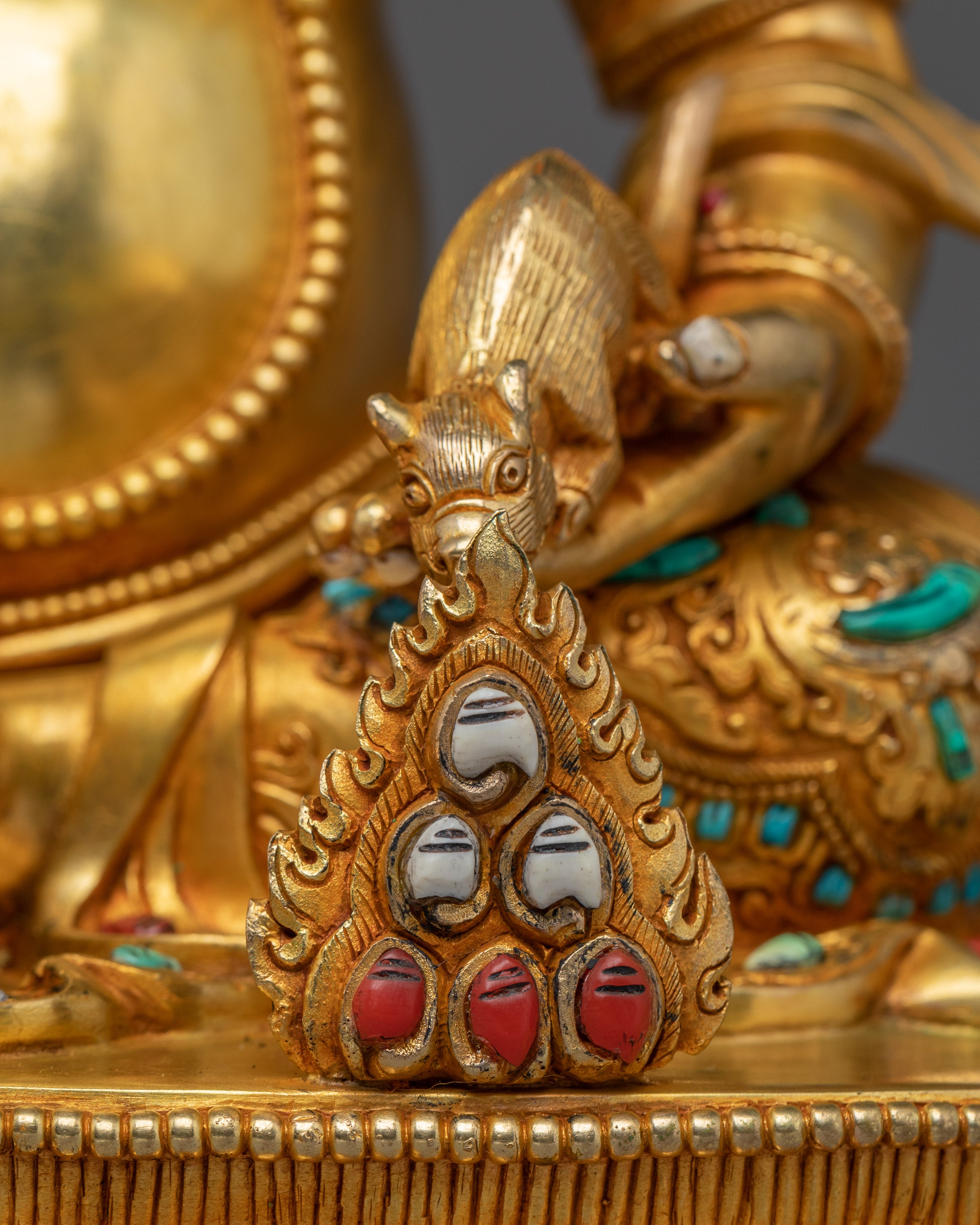Dzambhala Statue: The Wealth Lord