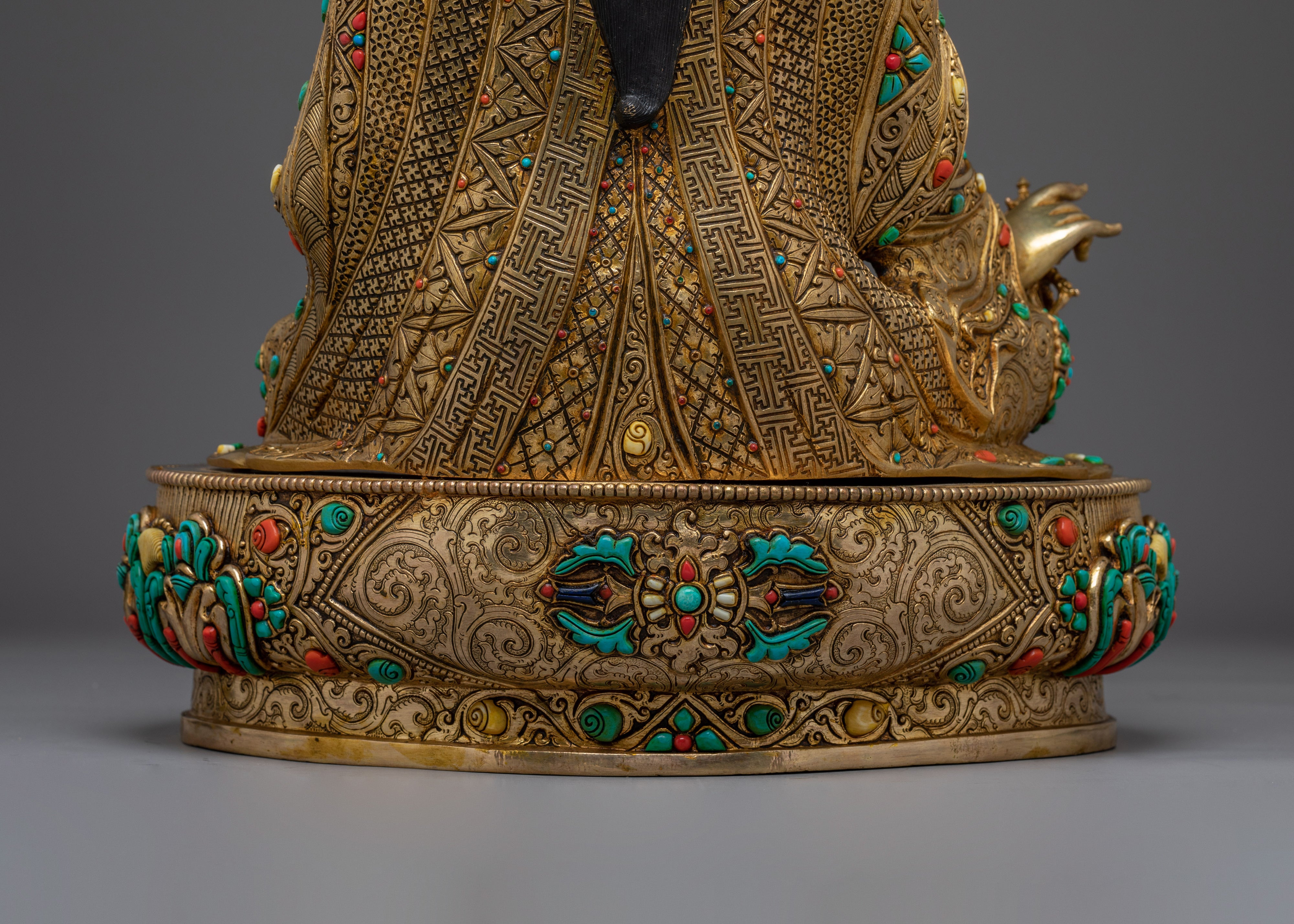 Tibetan Guru Rinpoche Art | Sacred Buddhist Sculpture