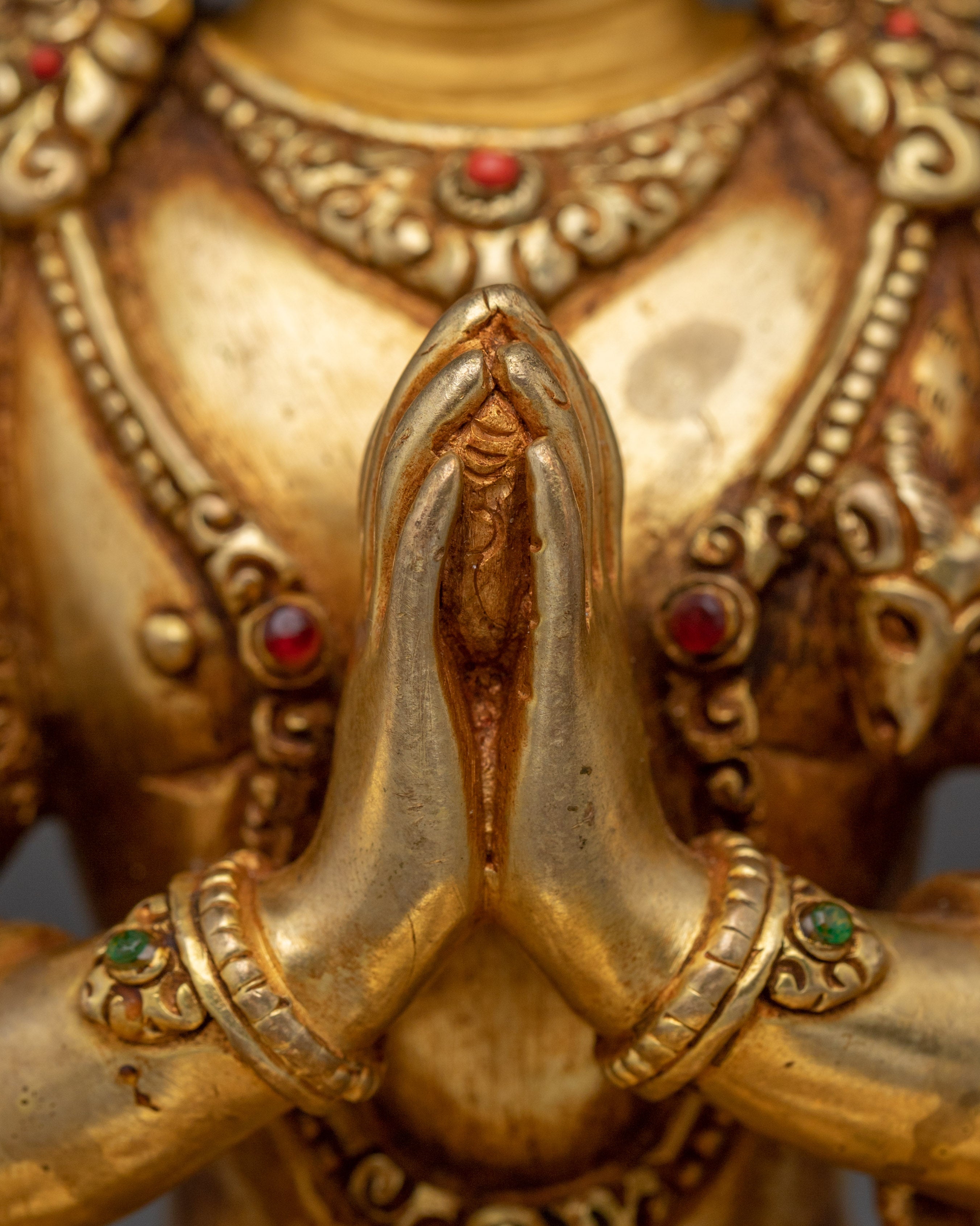 Divine Bodhisattva chenrezig Statue: Lord of Compassion