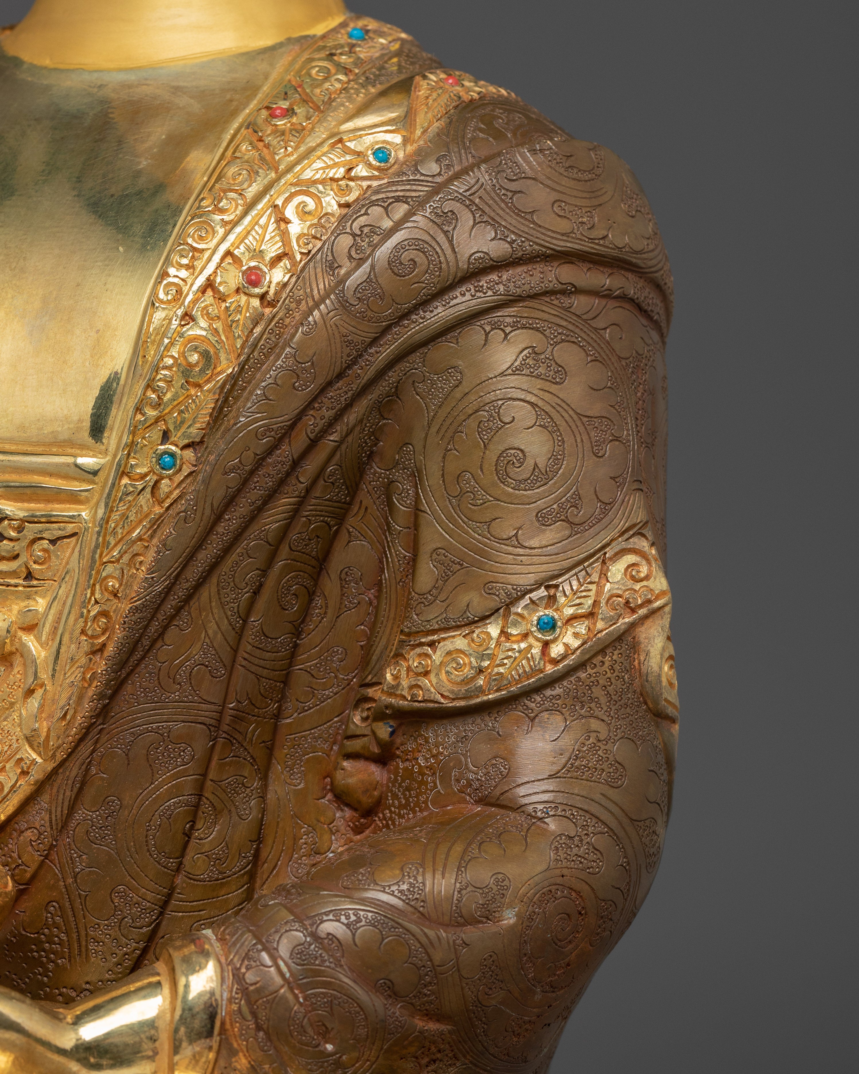 Shakyamuni Buddha: The Honored Dharma Teacher