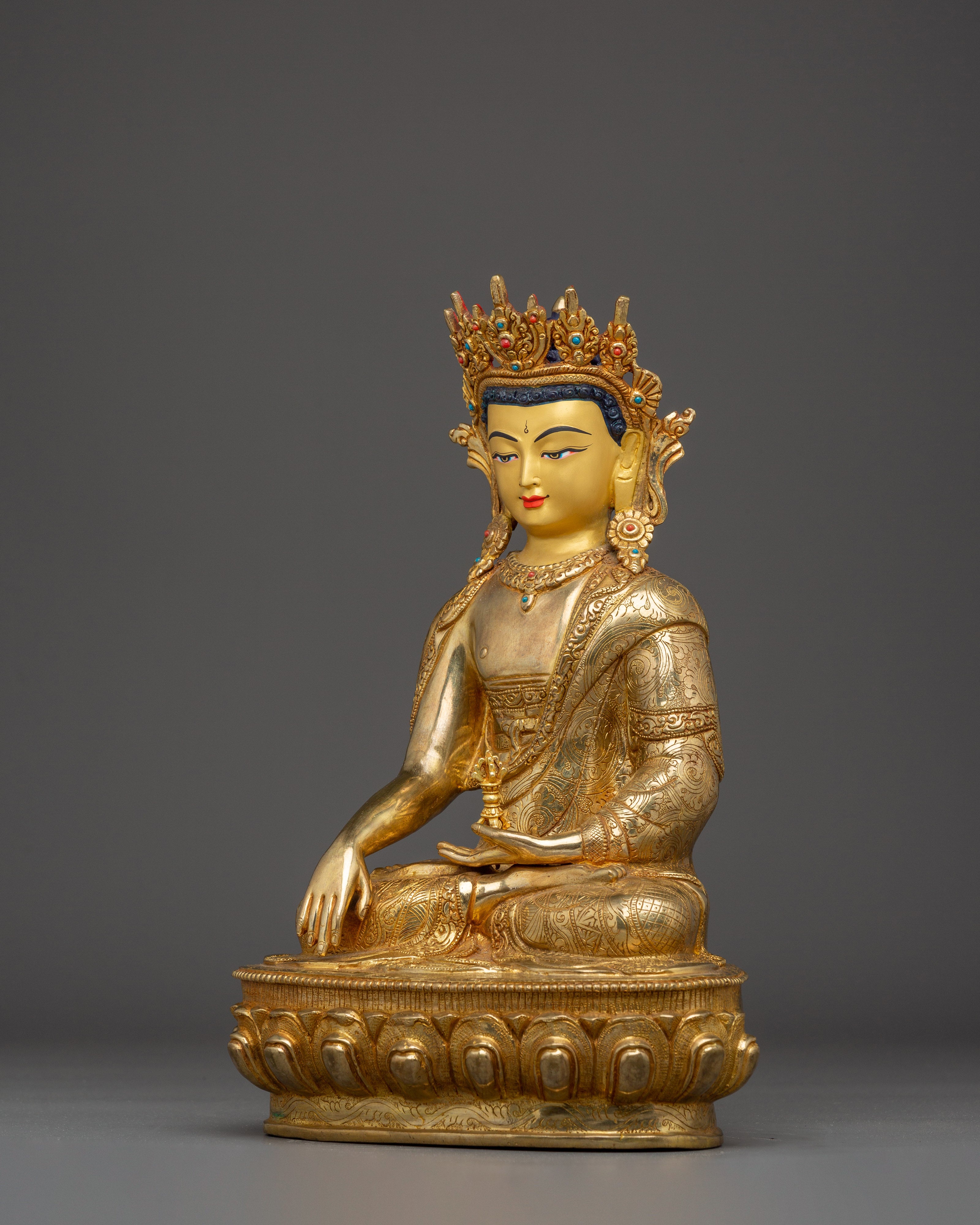 Mitrugpa Statue:The Unshakable One