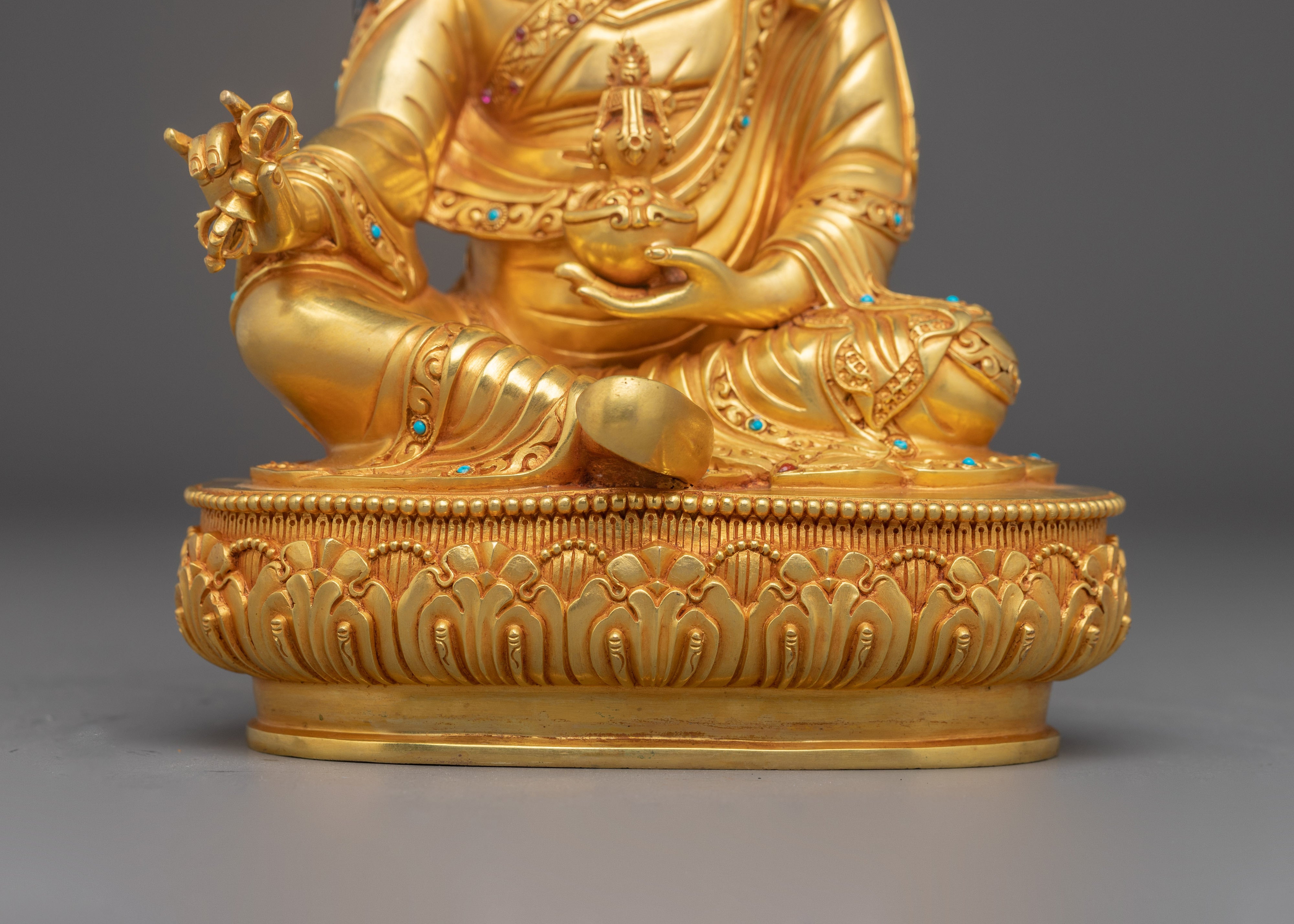 Statue of Guru Rinpoche: Master Padmasambhava