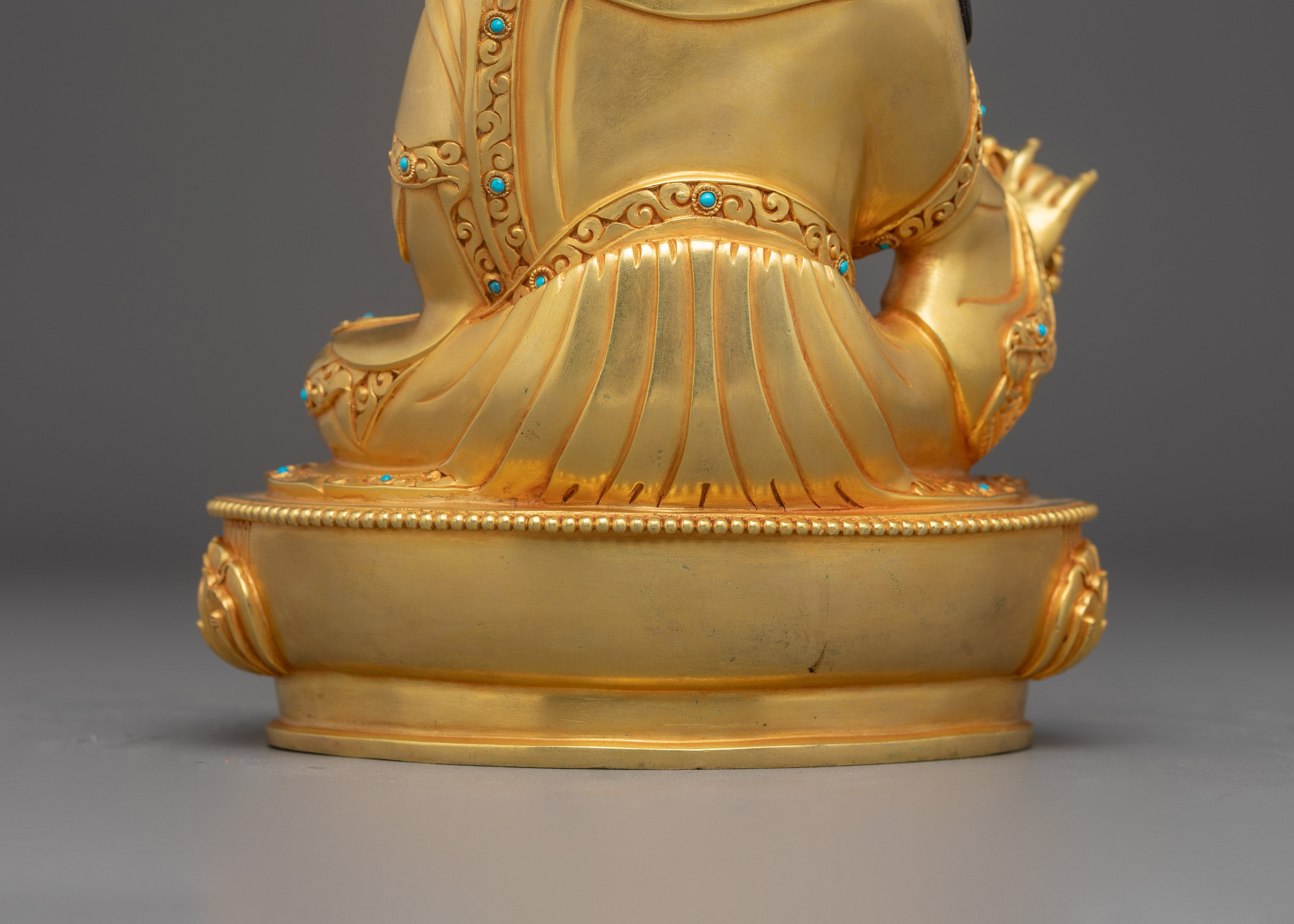 Statue of Guru Rinpoche: Master Padmasambhava