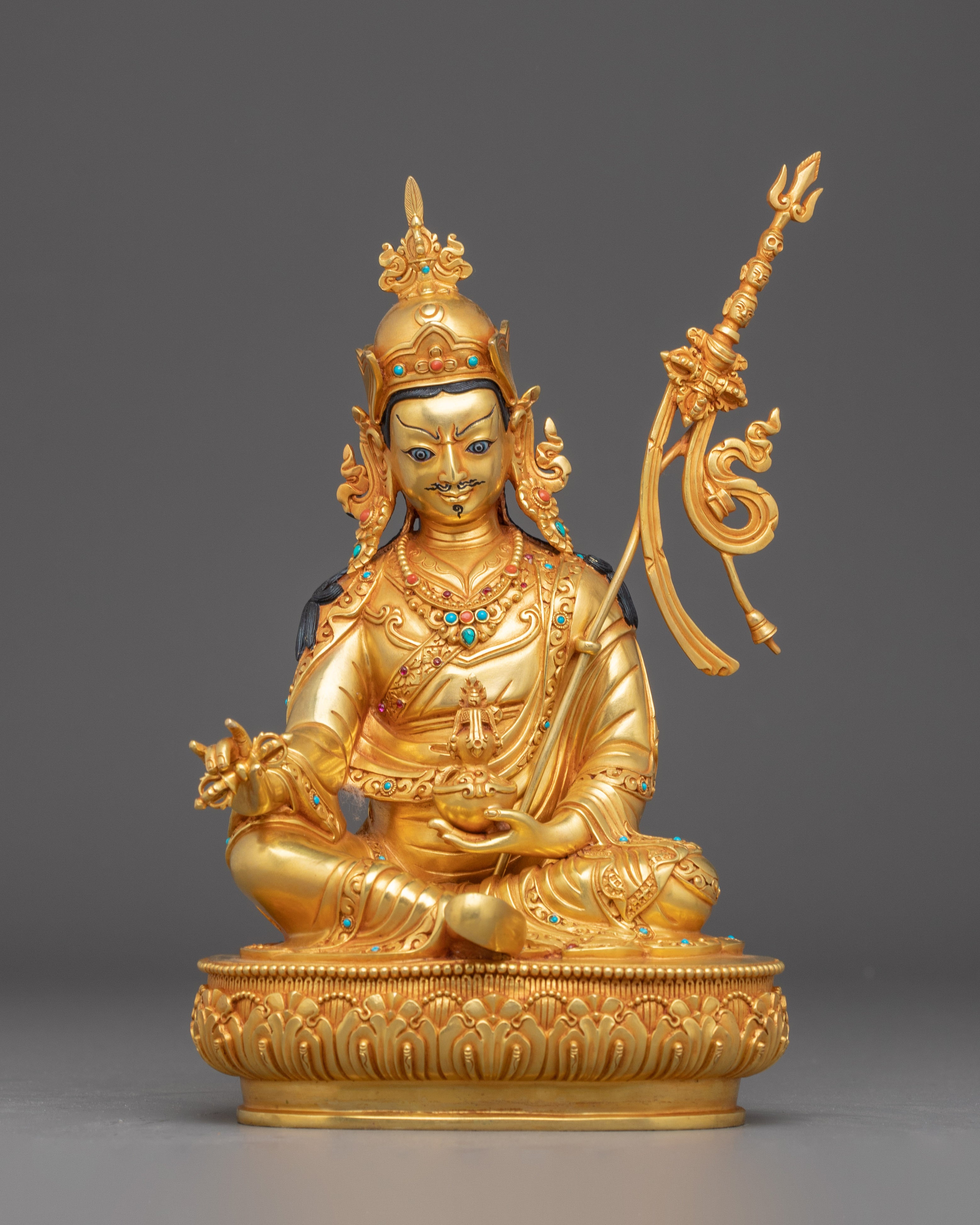 Statue of Guru Rinpoche: Master Padmasambhava