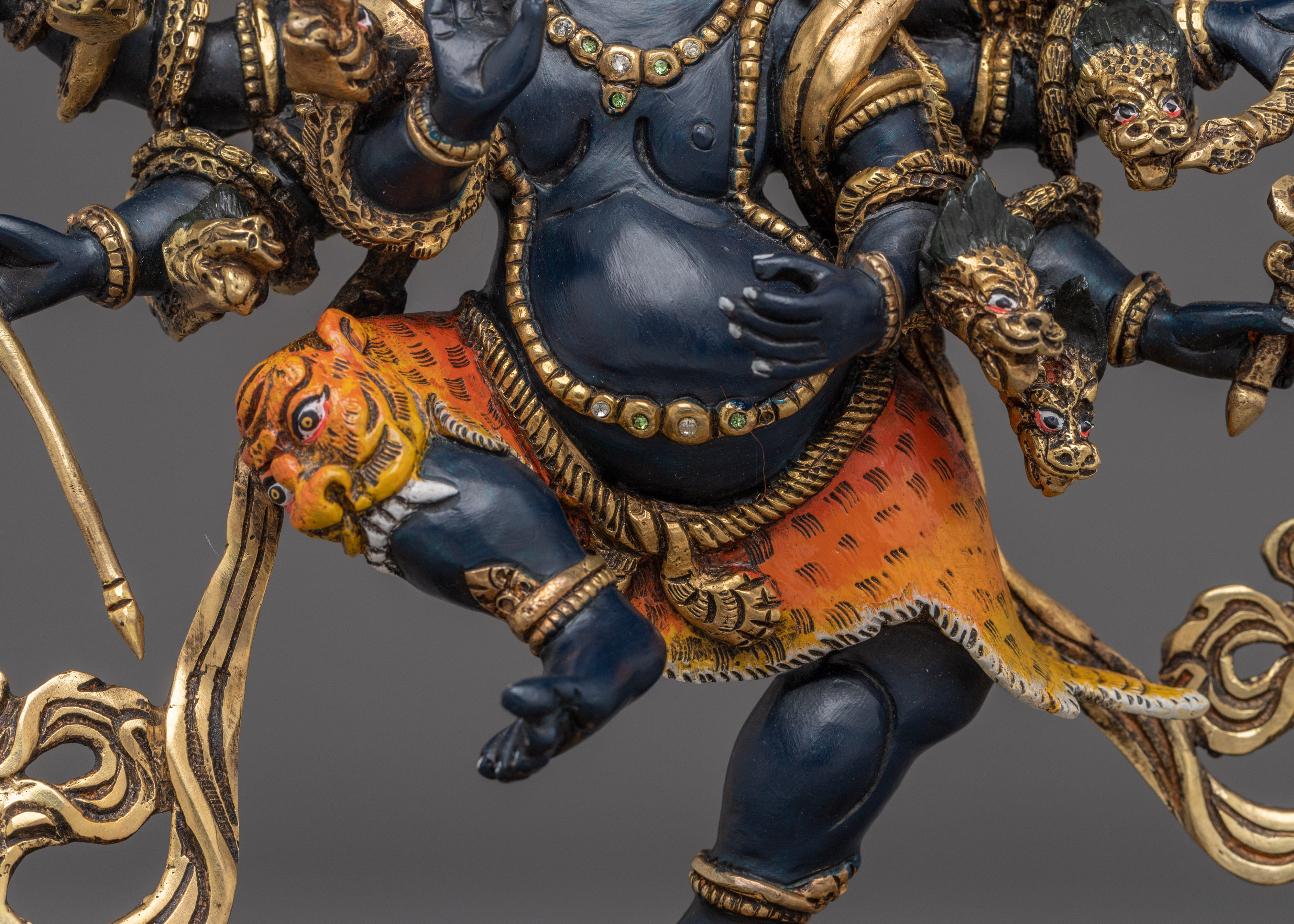 Dharma Protecor Deity Uchusma Statue | Traditional Artwork