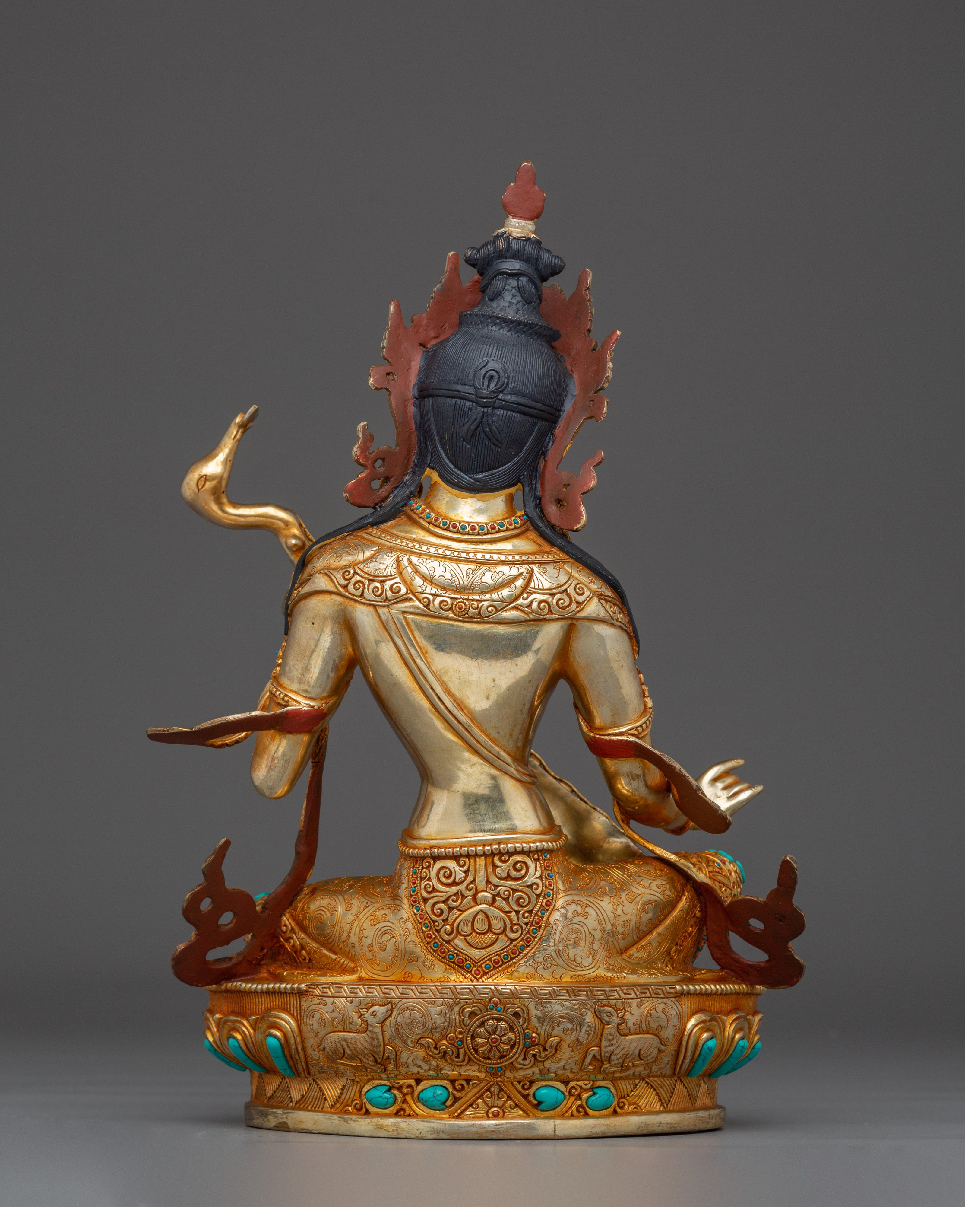 Saraswati Statue: Symbol of Knowledge
