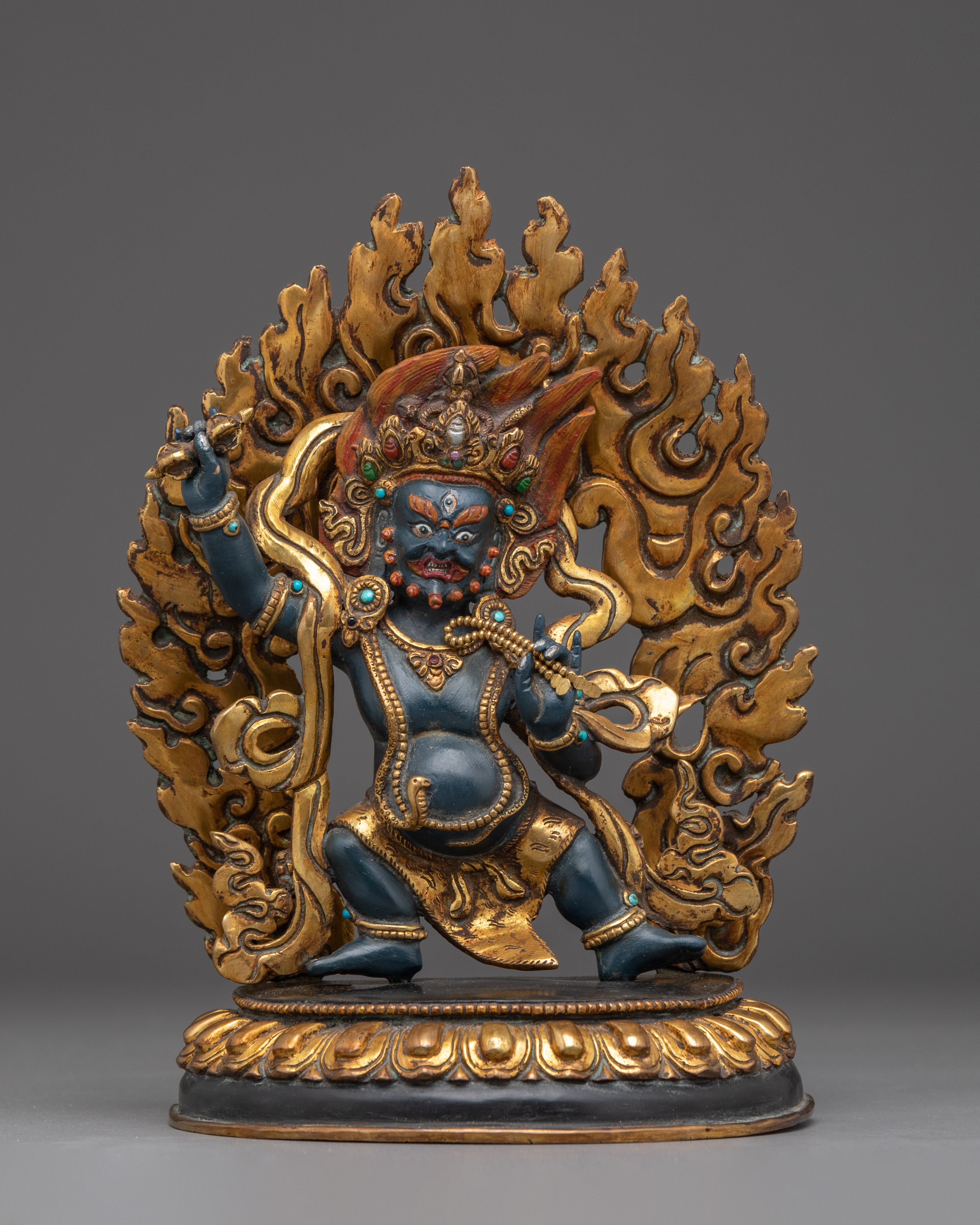 gold-golden-icon-vajrapani