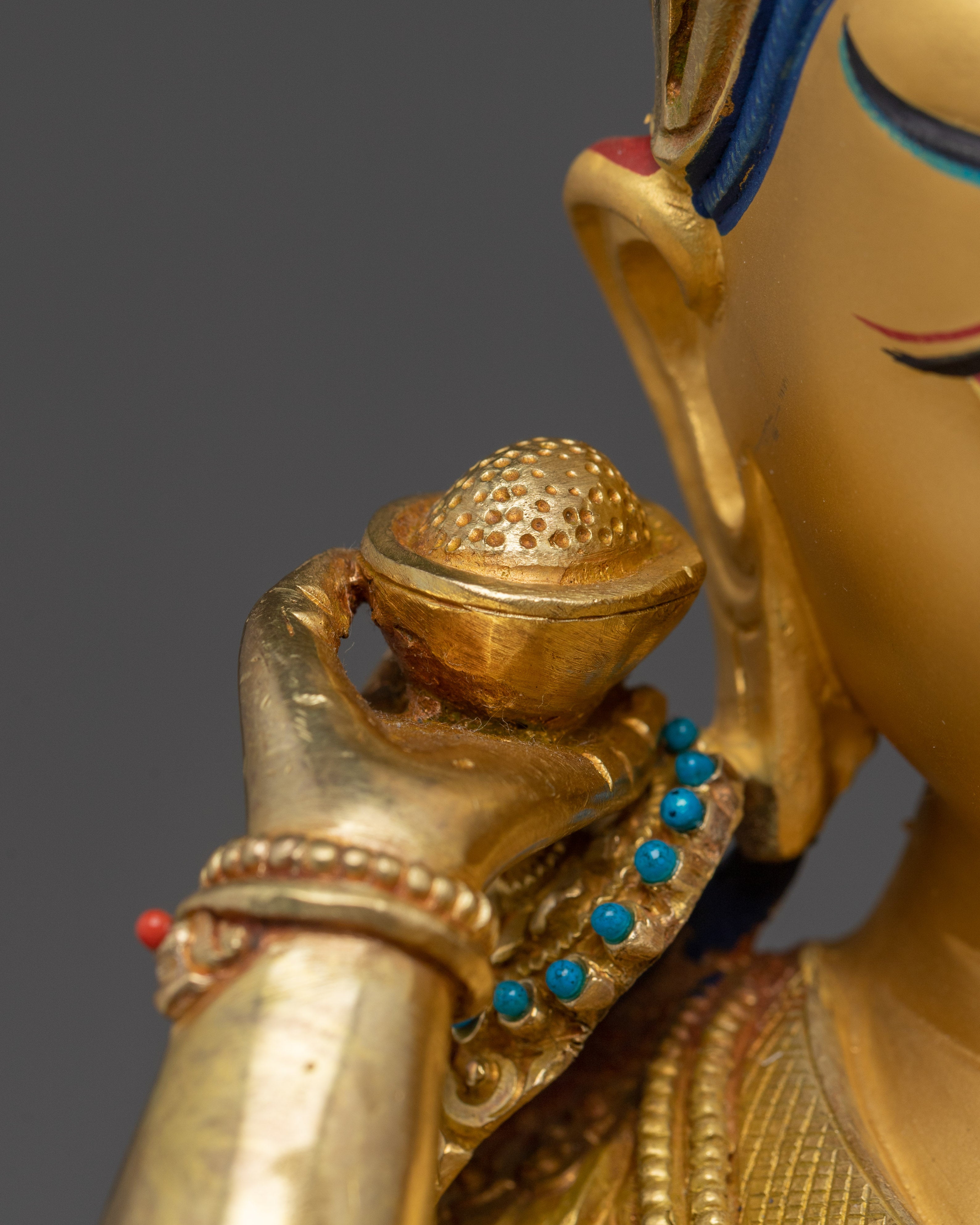 15.75 Inches Guru rinpoche with Consort Statue | Nepali Gold Gilded Art