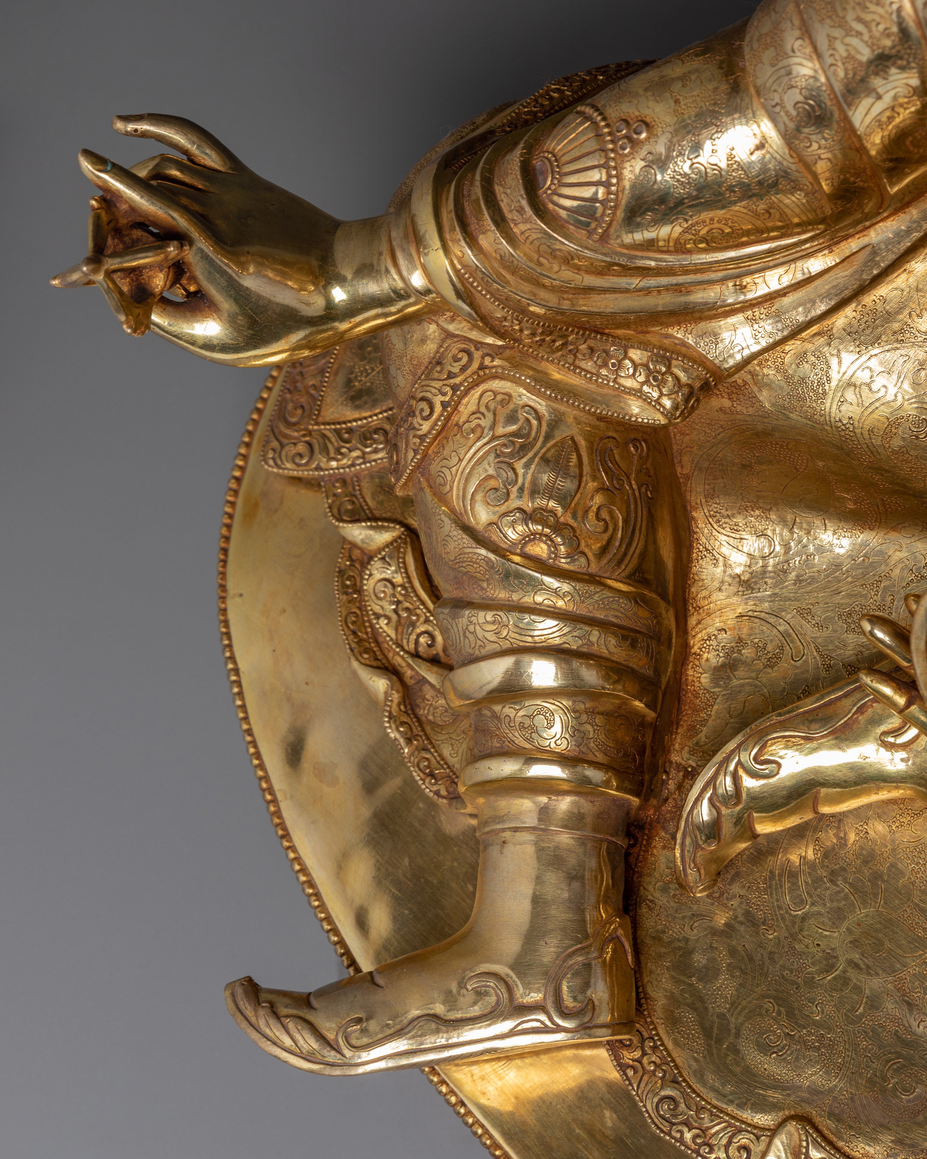 Statue of Guru Rinpoche: Tibetan Vajra Master