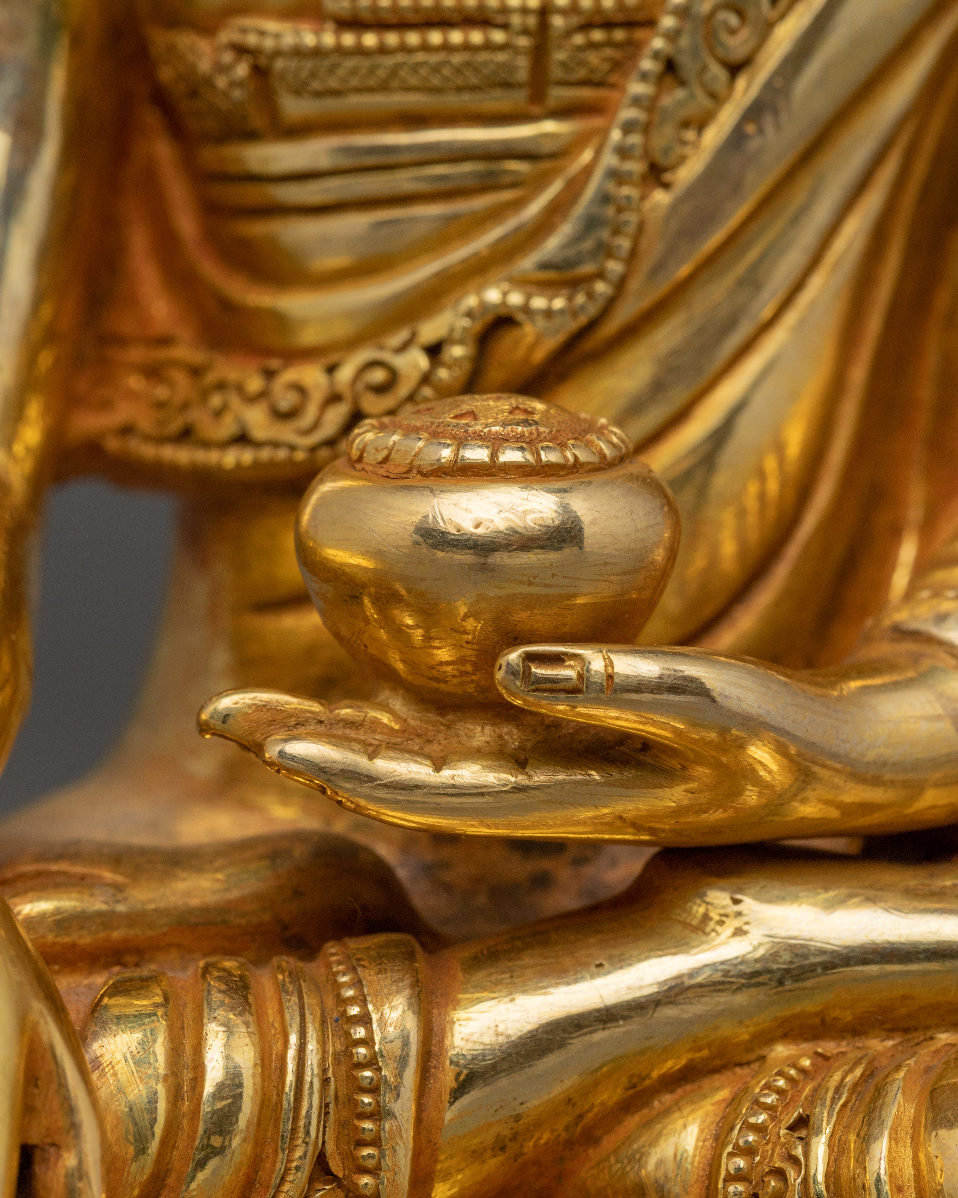 Shakyamuni Buddha Statue: Teacher of Dharma