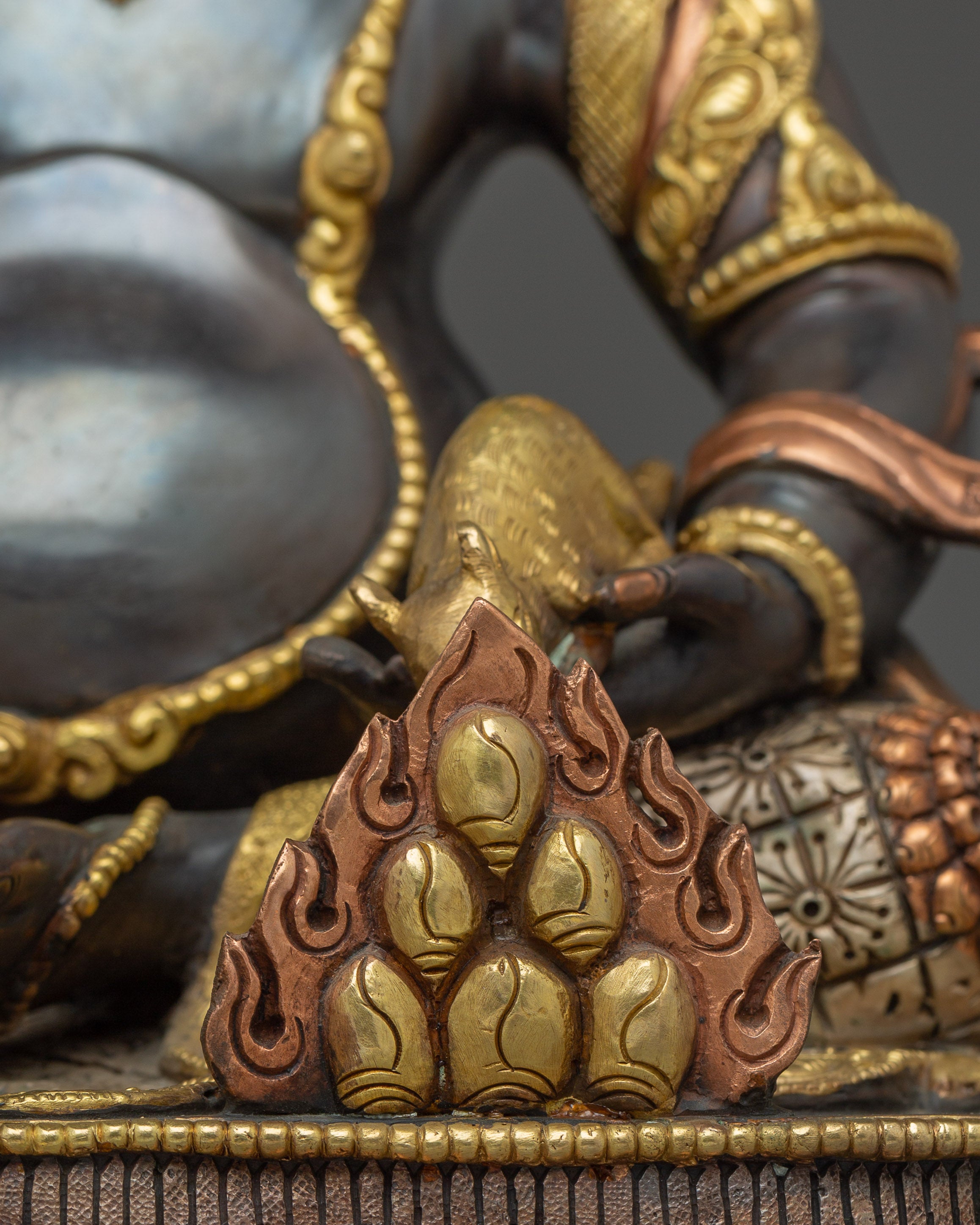 Dzambhala Figurine: The Lord of Abundance