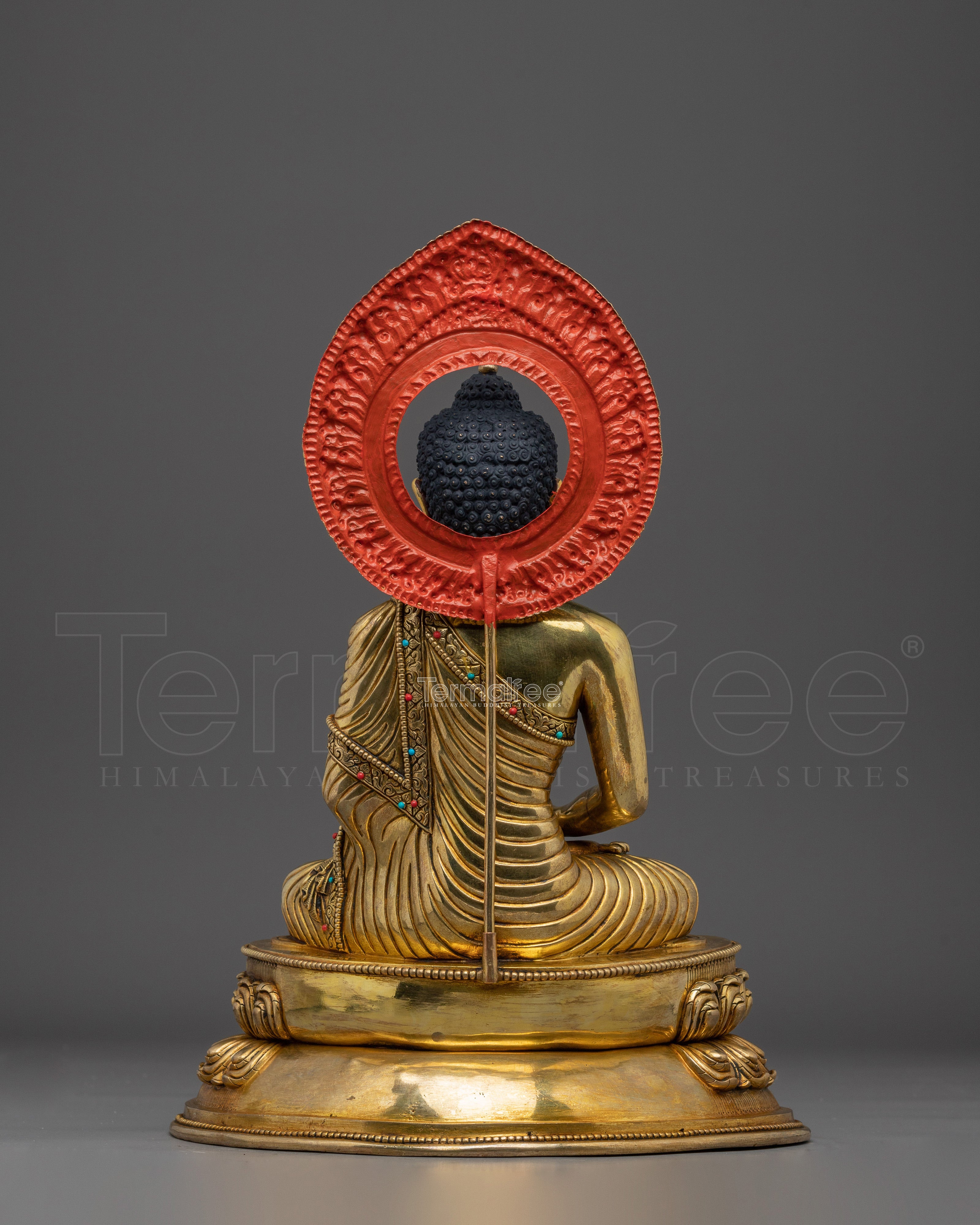 Statue of Pure Land Buddha Amitabha