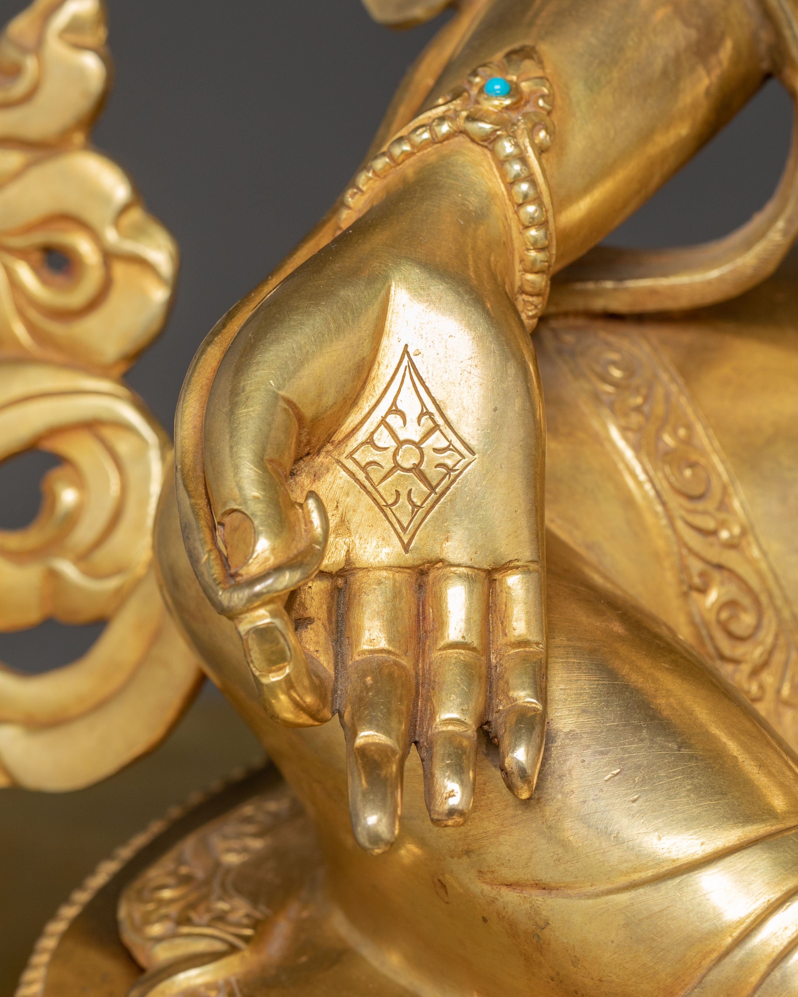 21 Tara Art: Manifestations of the Enlightened Feminine