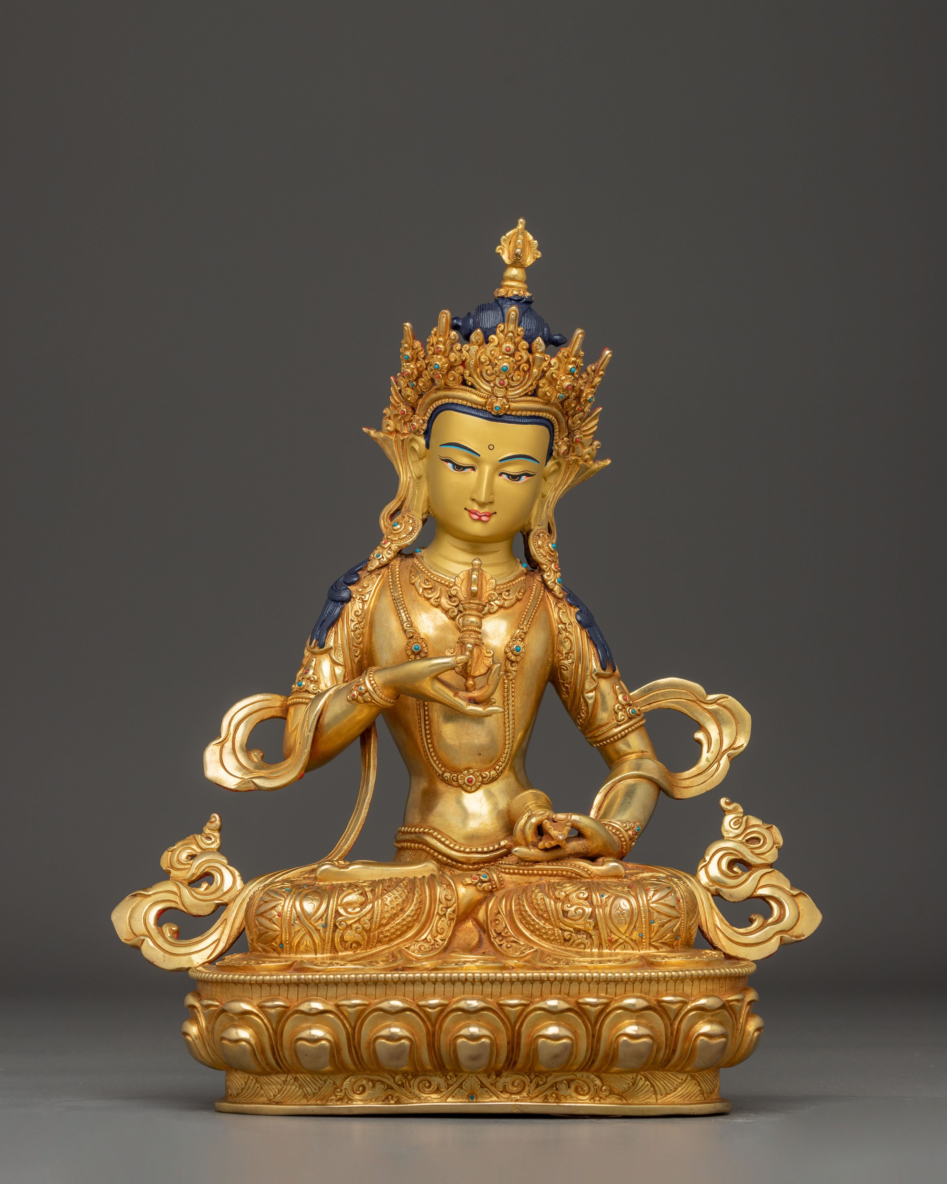 Golden Statue of Vajrasattva: Embodiment of Purification 