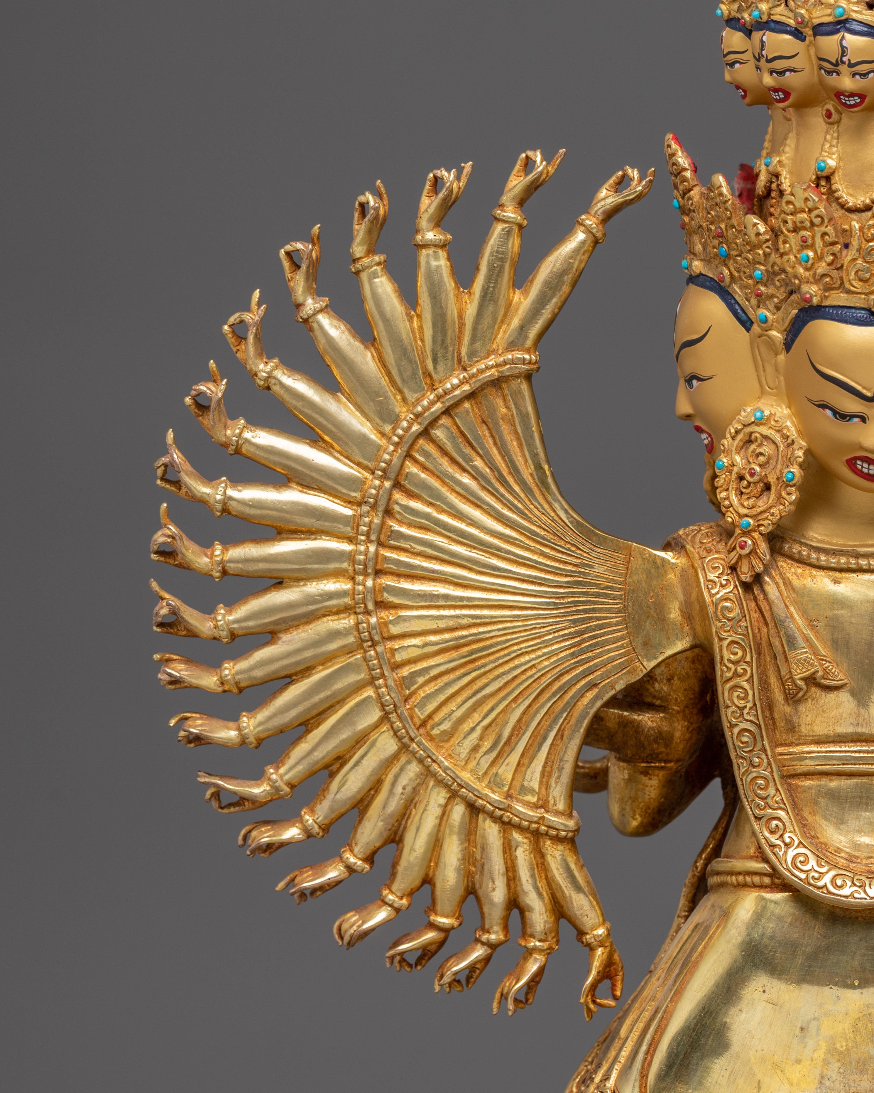 1000 Armed Dukar Statue : Countless Eyes Deity