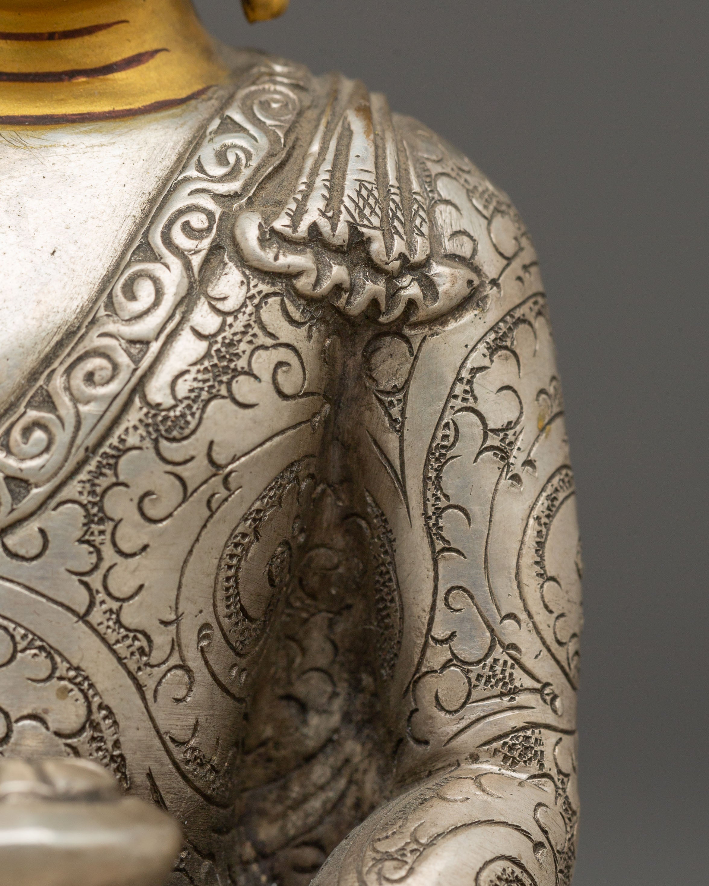 Shakyamuni Statue : Buddha of Power and Wisdom