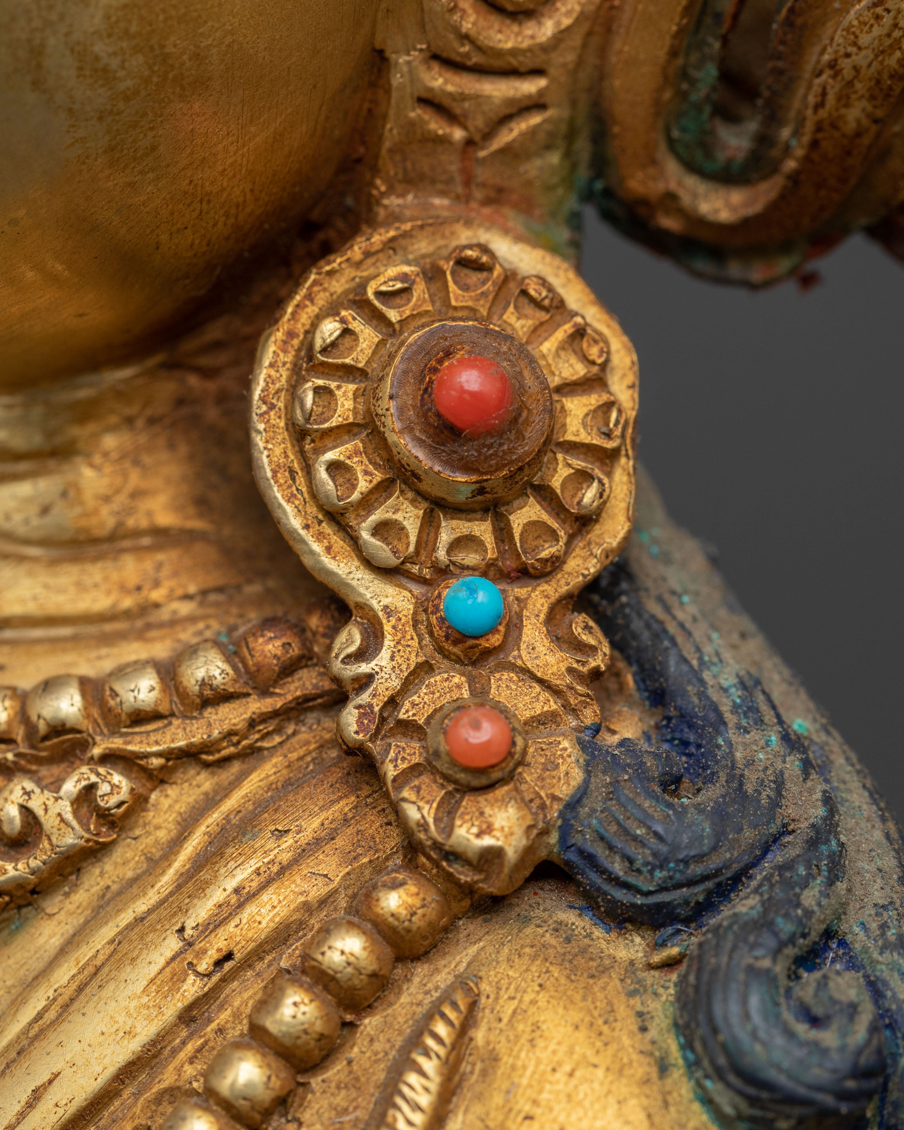 Statue of Chenrezig with Radiant Halo | Bodhisattva of Compassion