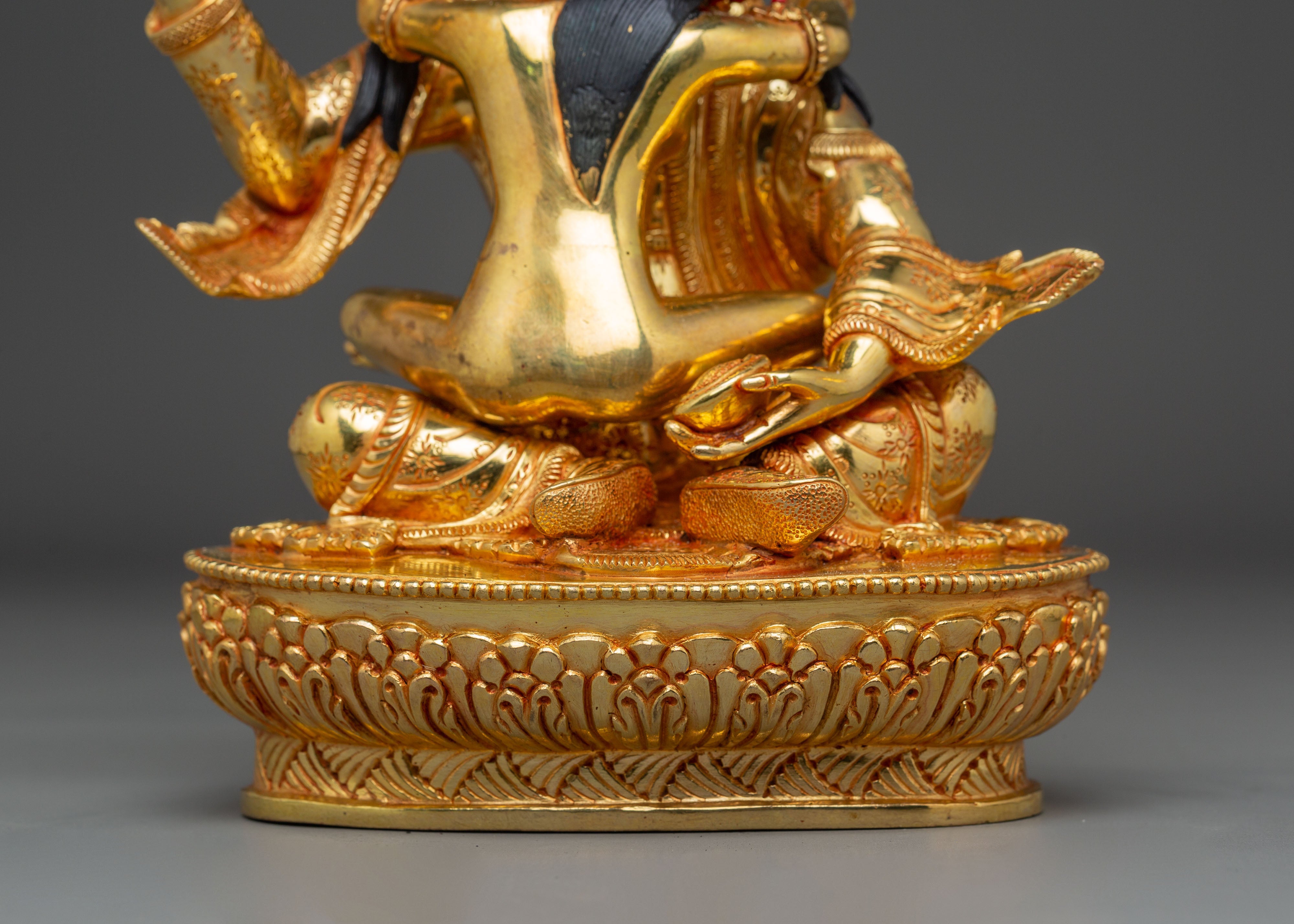 Statue of Guru Rinpoche with Consort | Lotus Born Guru