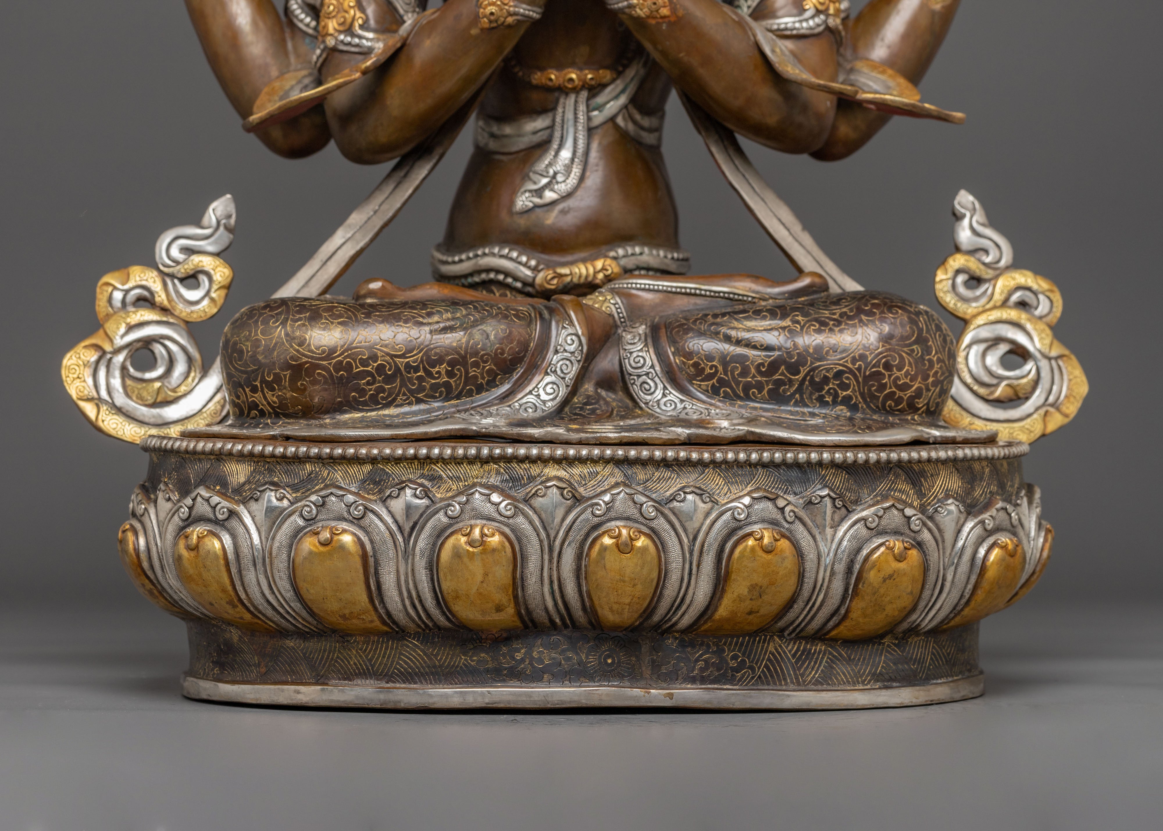 Chenrezig Statue : Guiding Towards Enlightenment