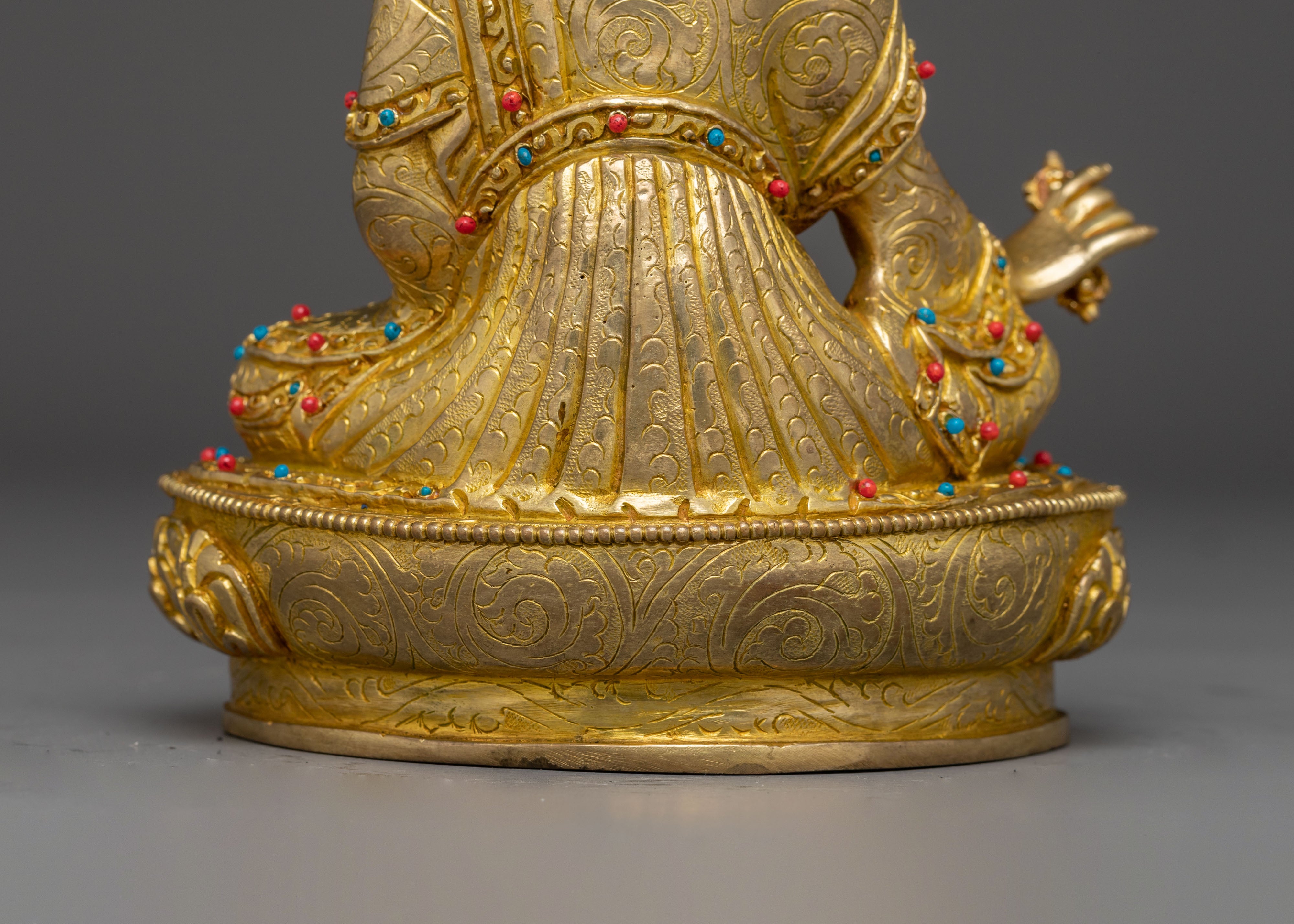 Golden Guru Rinpoche Art for Meditation - A Symbol of Wisdom & Protection
